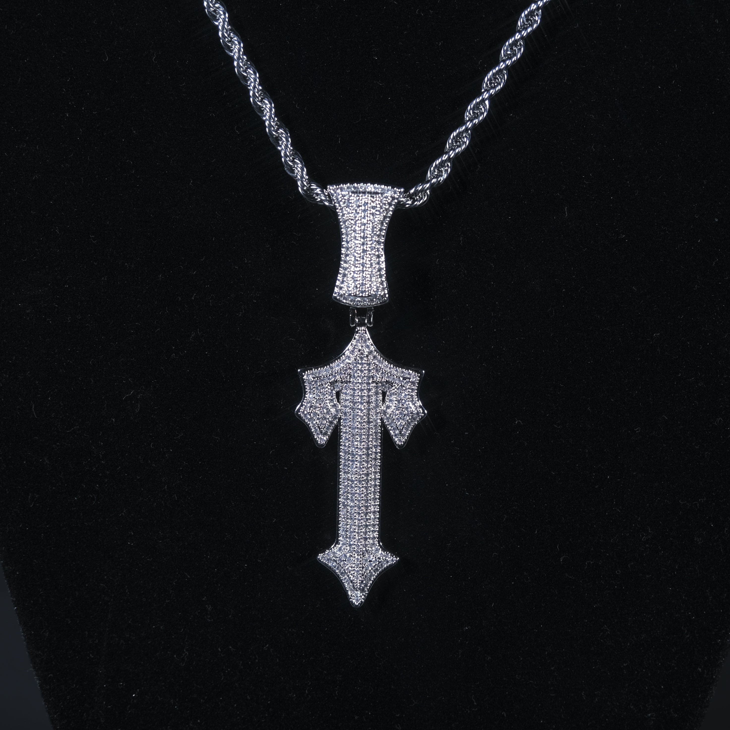 Iced Out Trapstar Pendant Silver