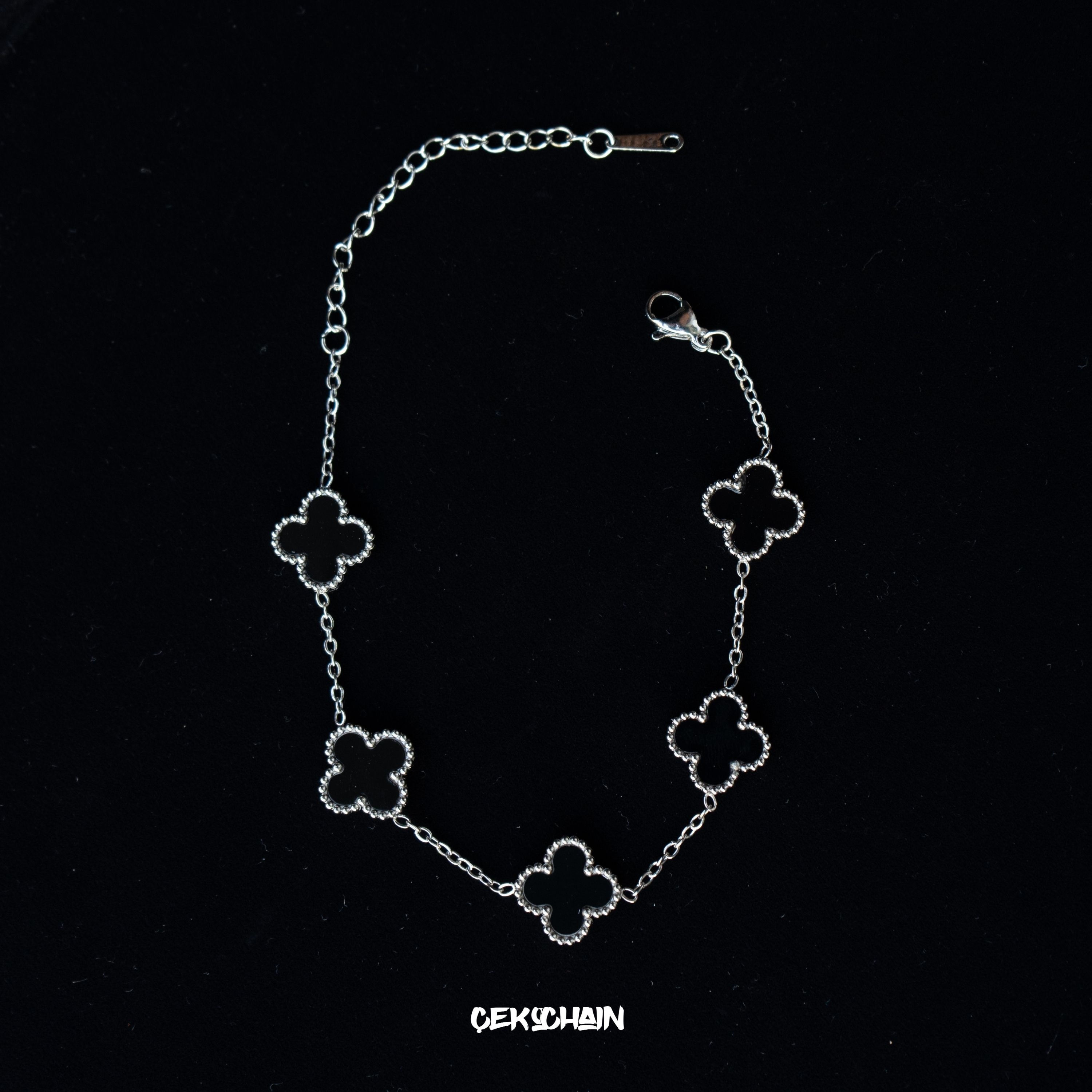 Clover Bracelet (Yonca Yapraklı Bileklik)