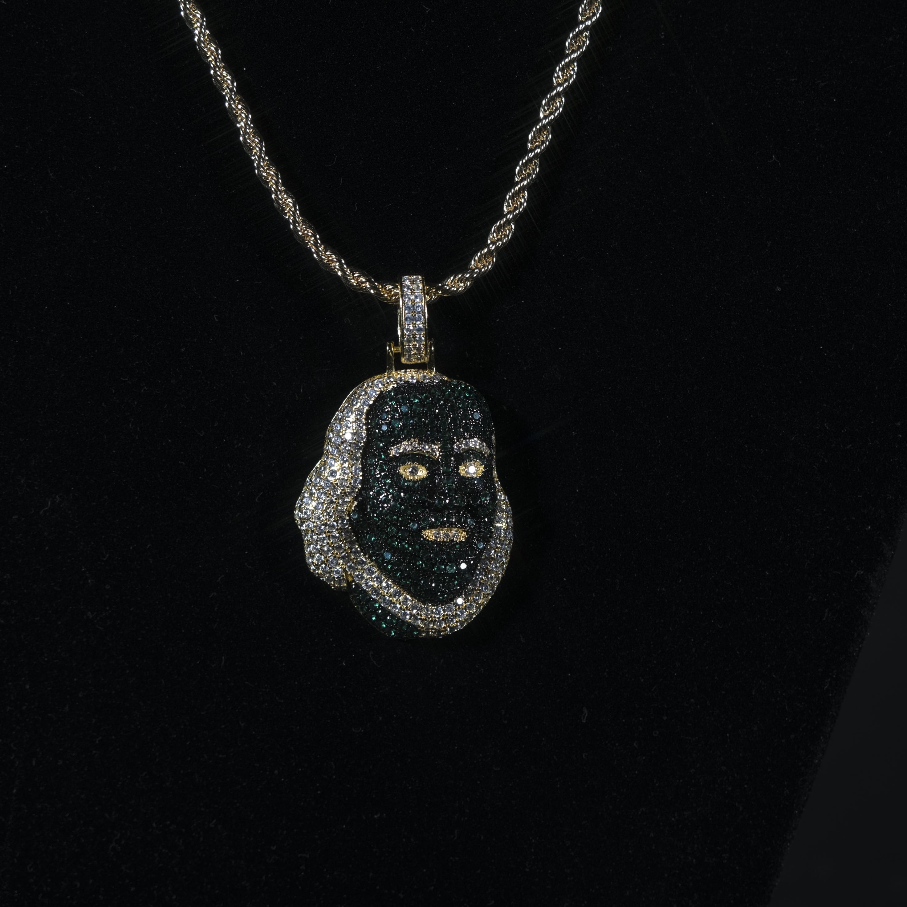 Iced Out Benjamin Pendant Gold
