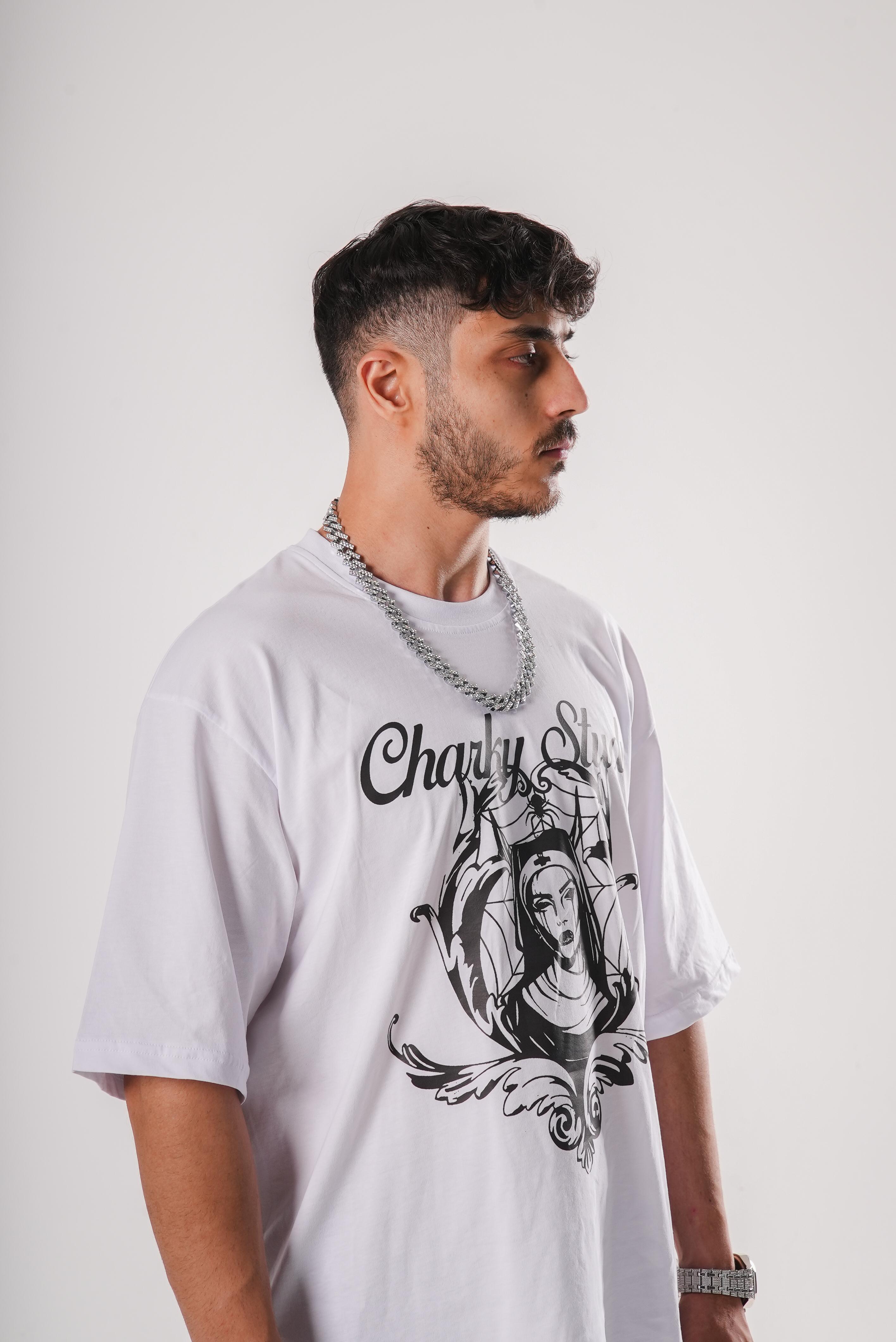 CHARKY WHITE OVERSIZE TEE TB4