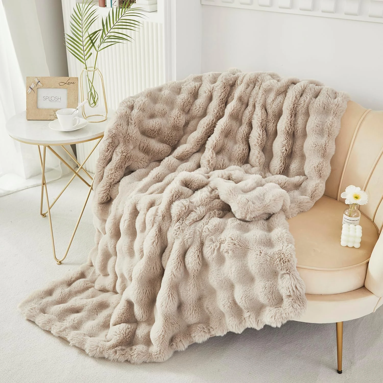  Liora Tek ve Çift Kişilik Kürk Yatak Örtüsü / Yorgan Seti  - Bej