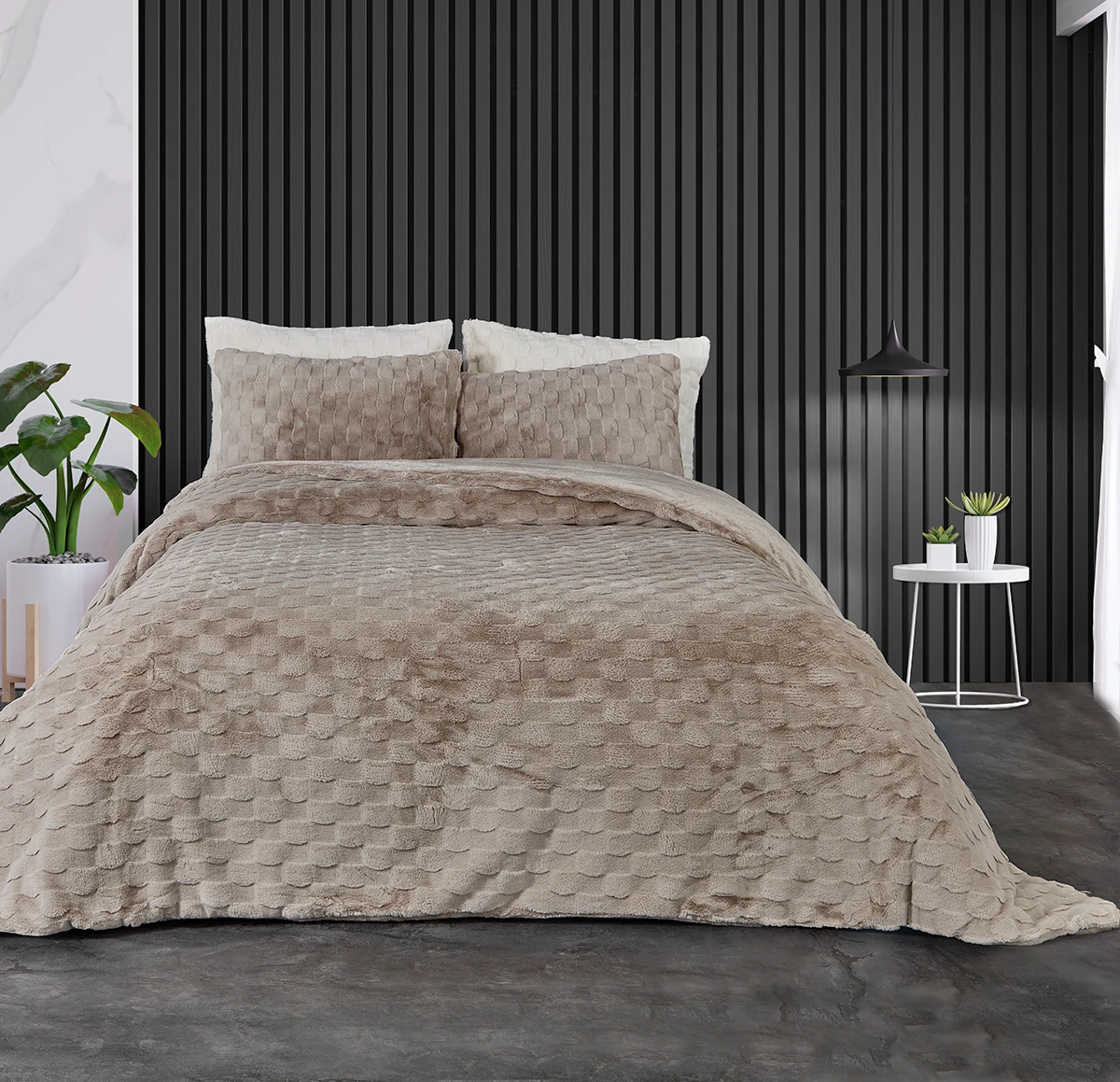 Nora Tek ve Çift Kişilik Kürk Yatak Örtüsü / Yorgan Seti