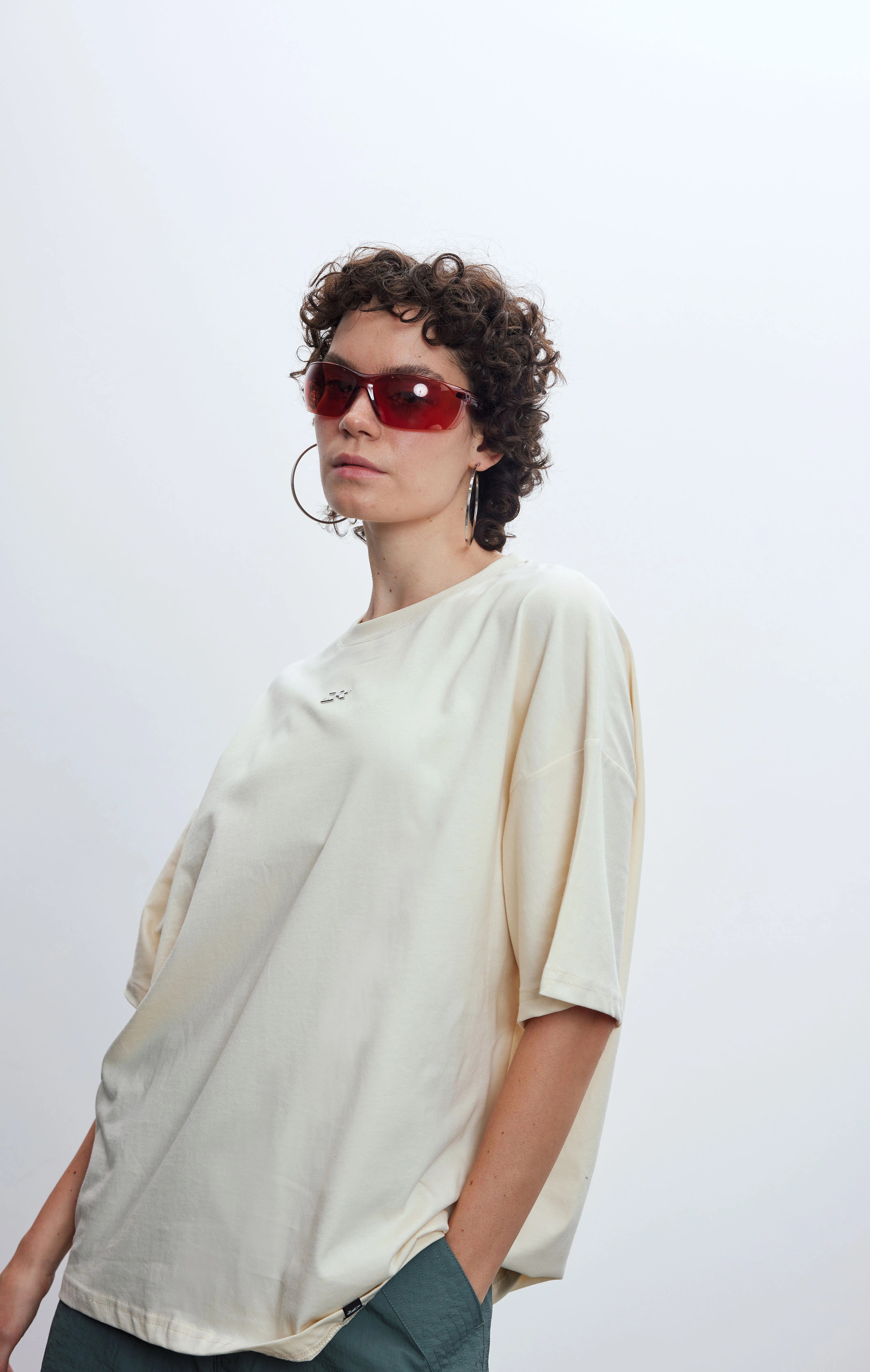 Kadın Metal JR Logolu Basic Eggwhite T-shirt