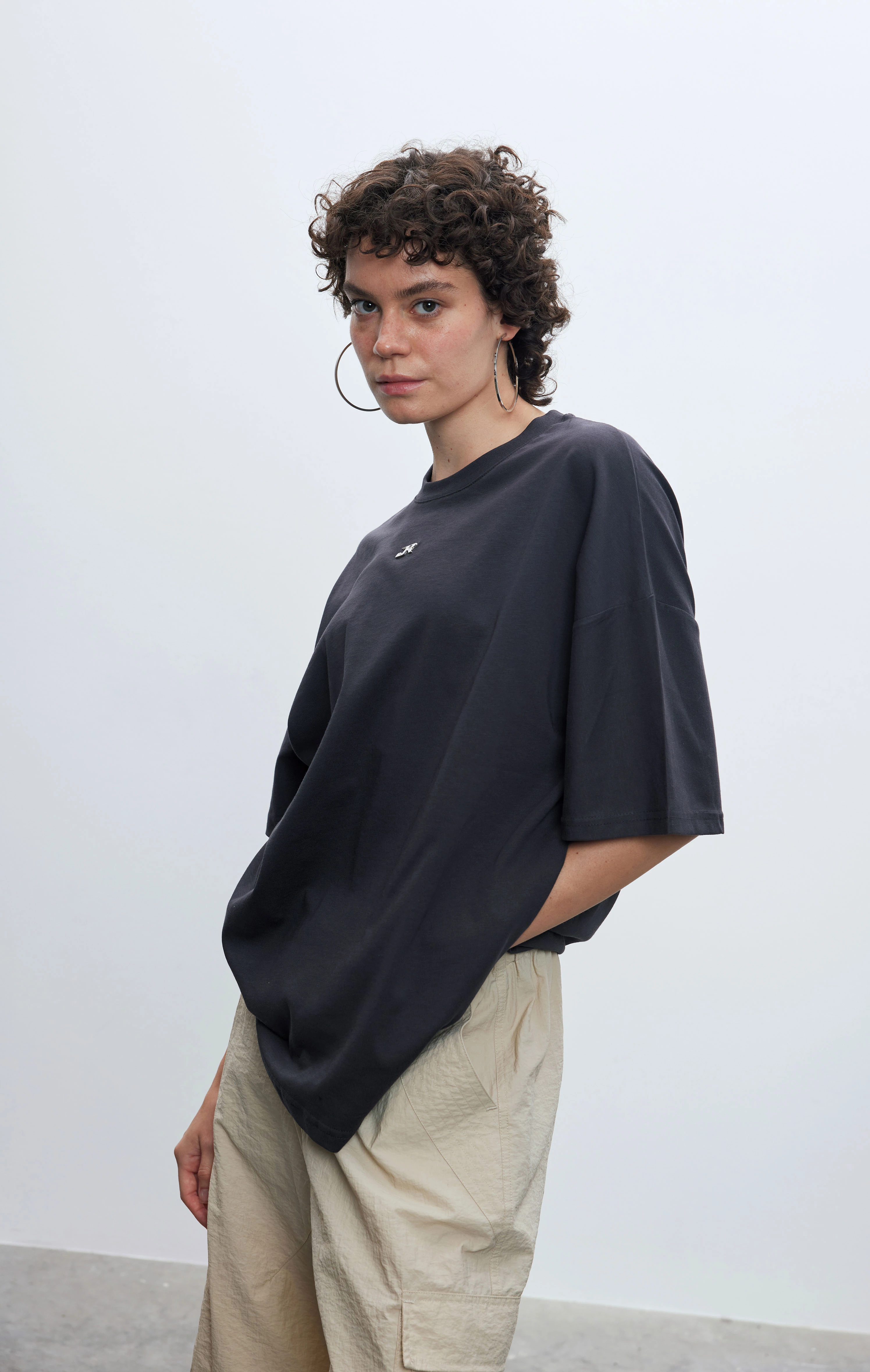 Kadın Metal JR Logolu Basic Haki T-shirt