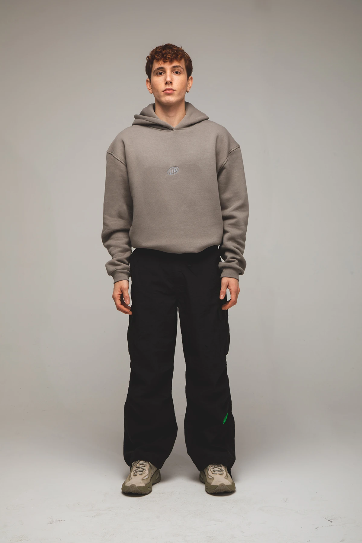 Erkek Patch Baskılı Wide Leg Siyah Paraşüt Pantolon