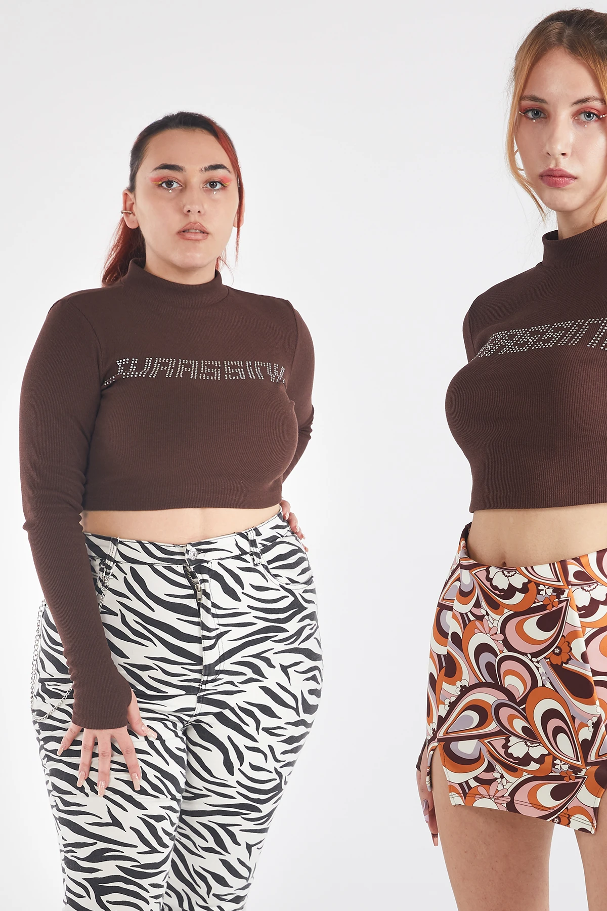 Balıkçı Yaka Uzun Kollu Taş Baskılı Crop Bluz