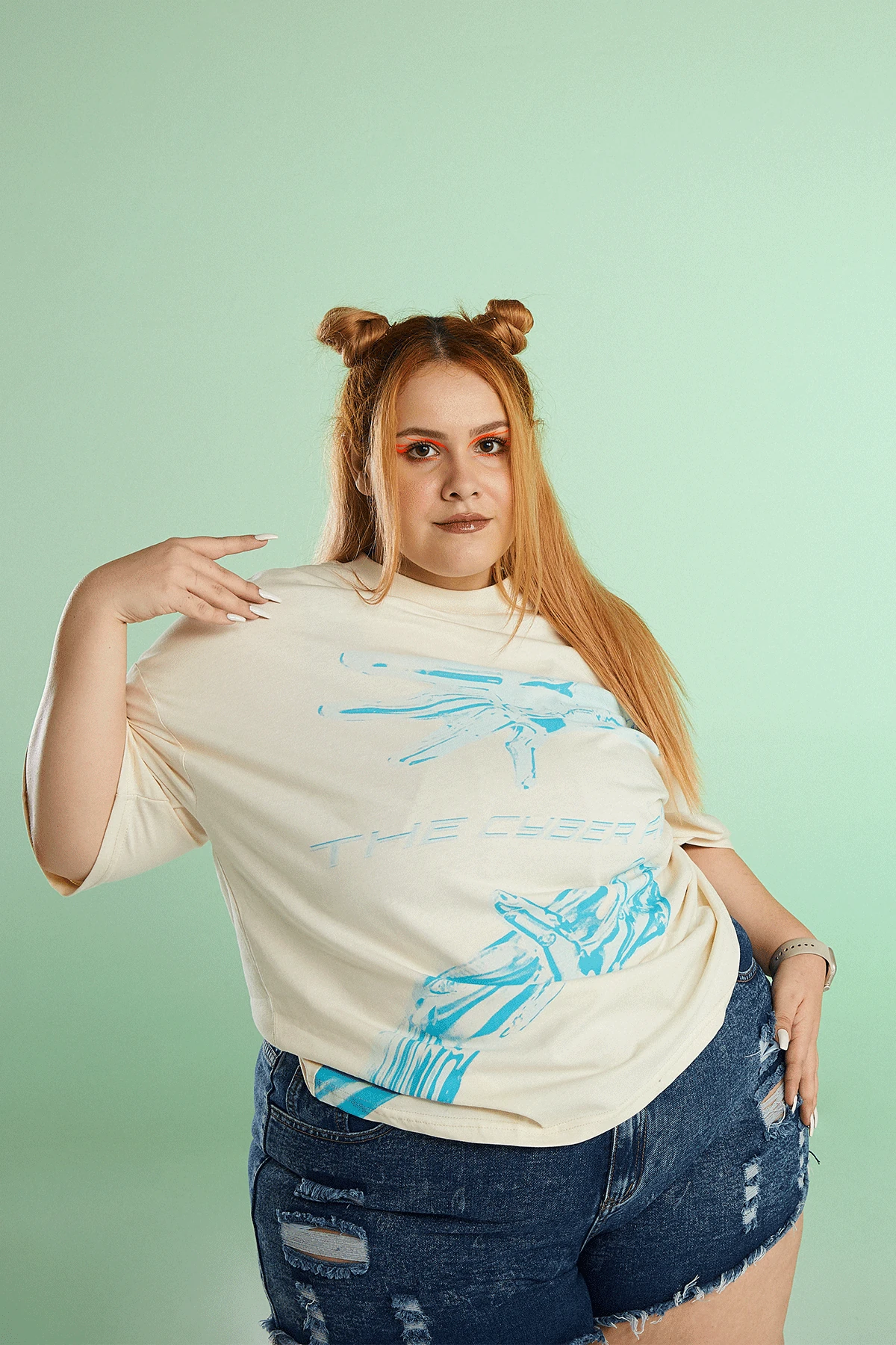 Kadın Cyber Age Baskılı Kısa Kollu Oversize T-shirt