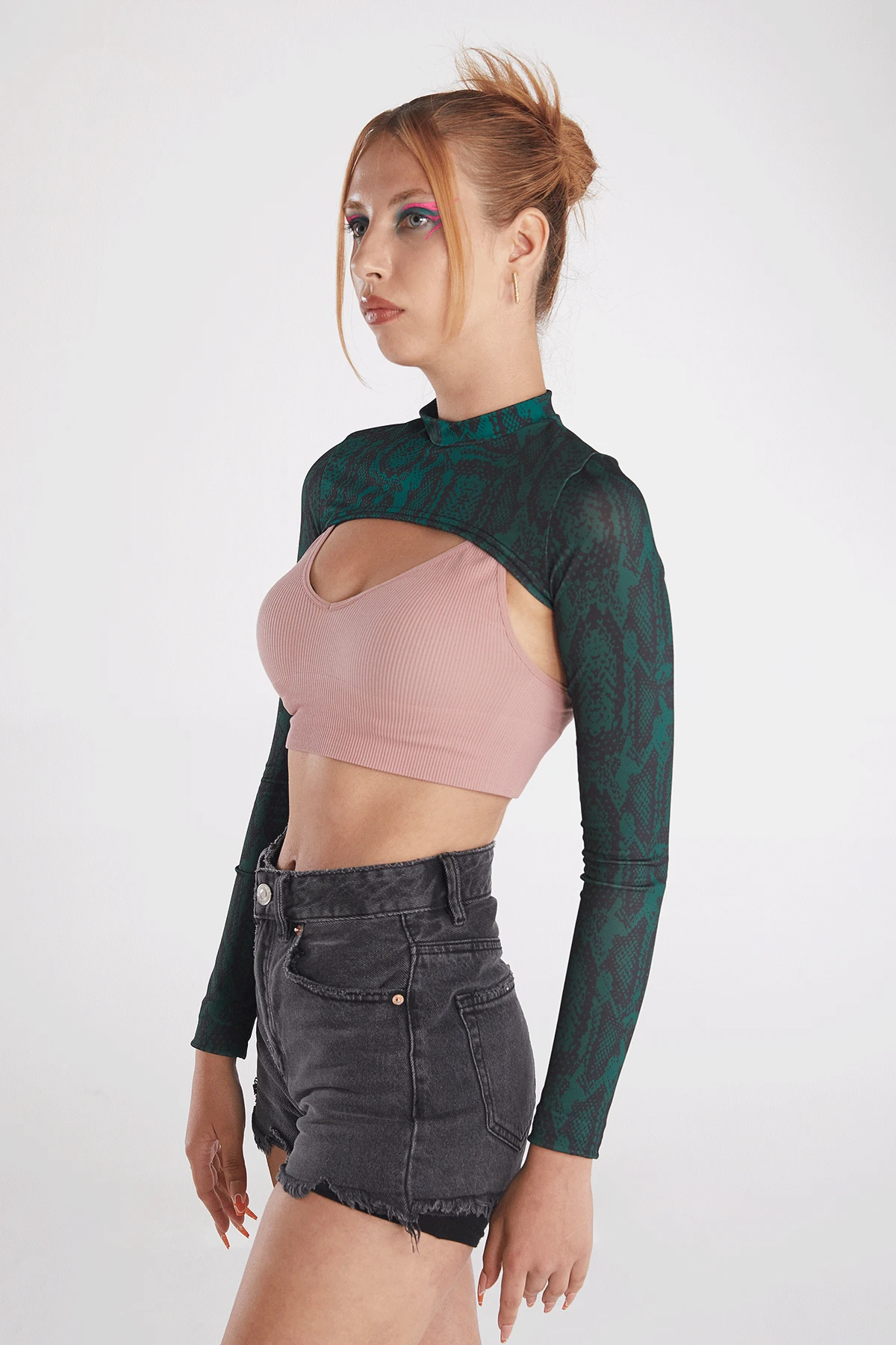 Kadın Yılan Derisi Desenli Super Crop T-shirt Altı Bluz