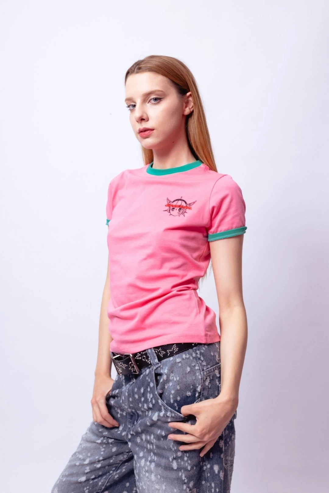 Astra Nakışlı Pembe Kısa kollu Basic Kadın T-shirt