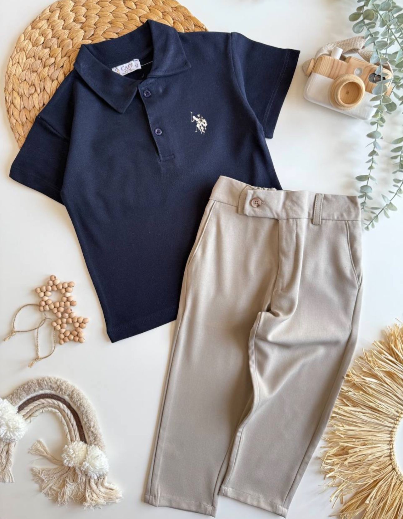 Polo Yakalı Pantolonlu Takım