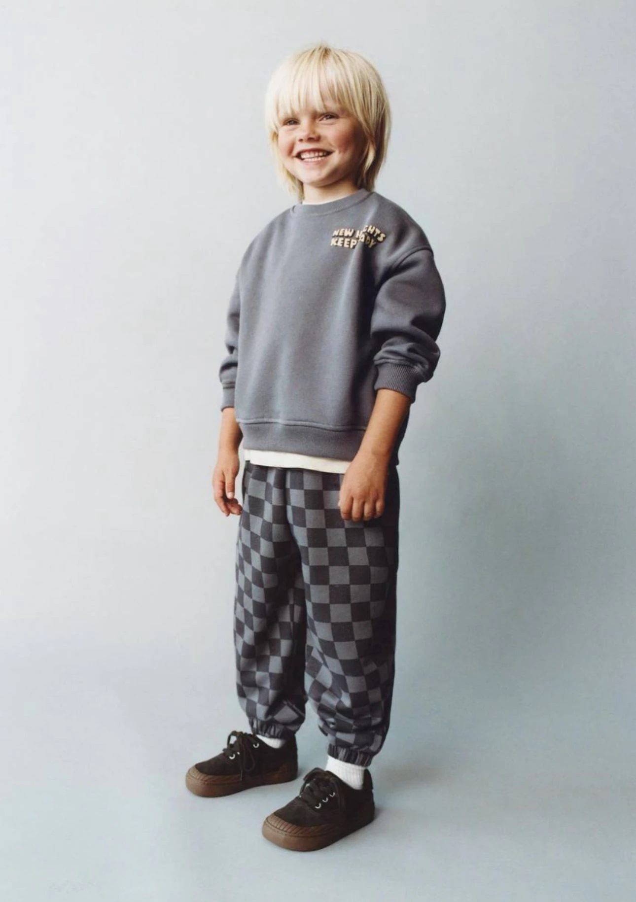 Damalı Gri Sloganlı Eşofman Takımı