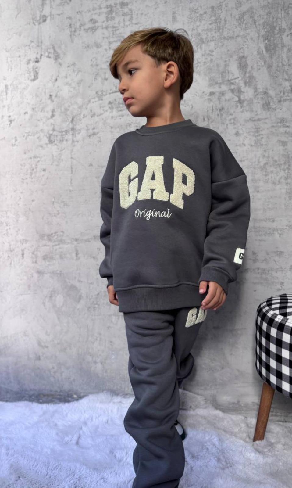 Suzen Nakışlı Füme Eşofman Takımı- ŞARDONLU