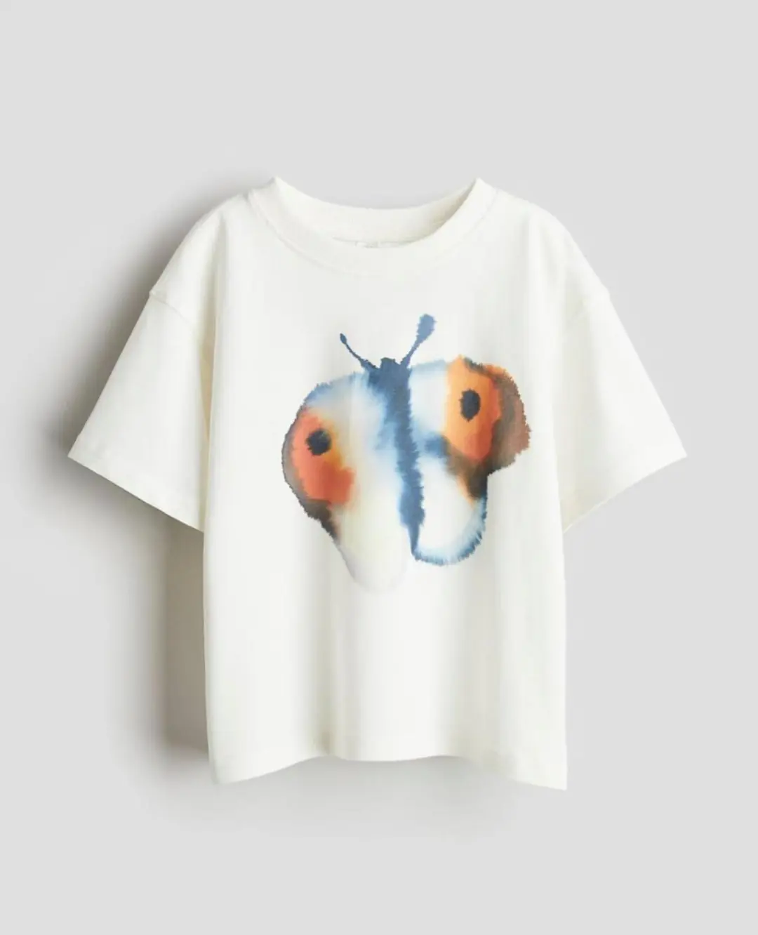 DAZY Butterfly Pattern Long Sleeve T-Shirt