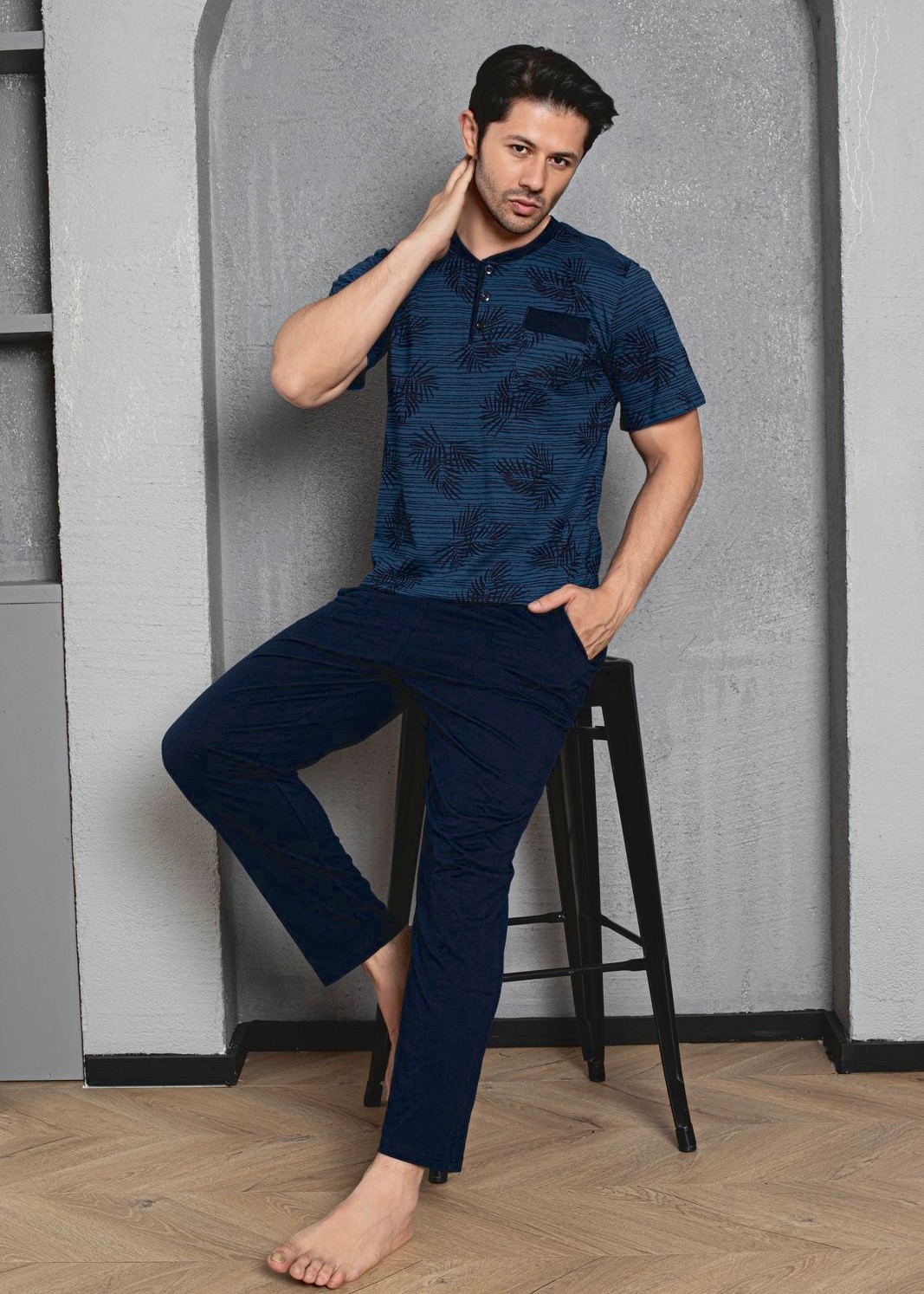 Mavi Yaprak Desen Pamuk Dokuma Kısa Kollu Pijama Takımı