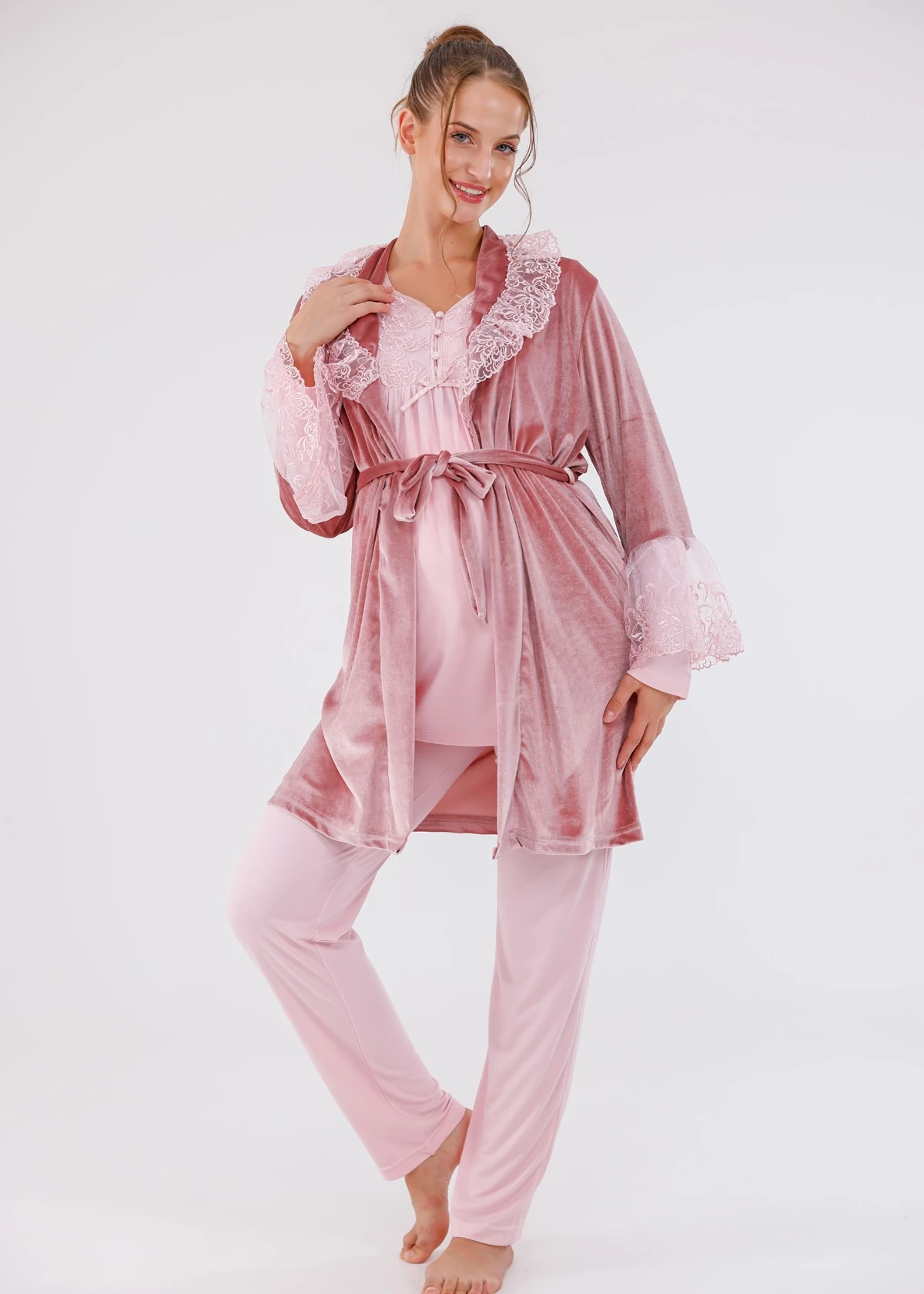 Pembe Güpür Detaylı Tasarım Sabahlıklı Hamile Lohusa Pijama Takımı