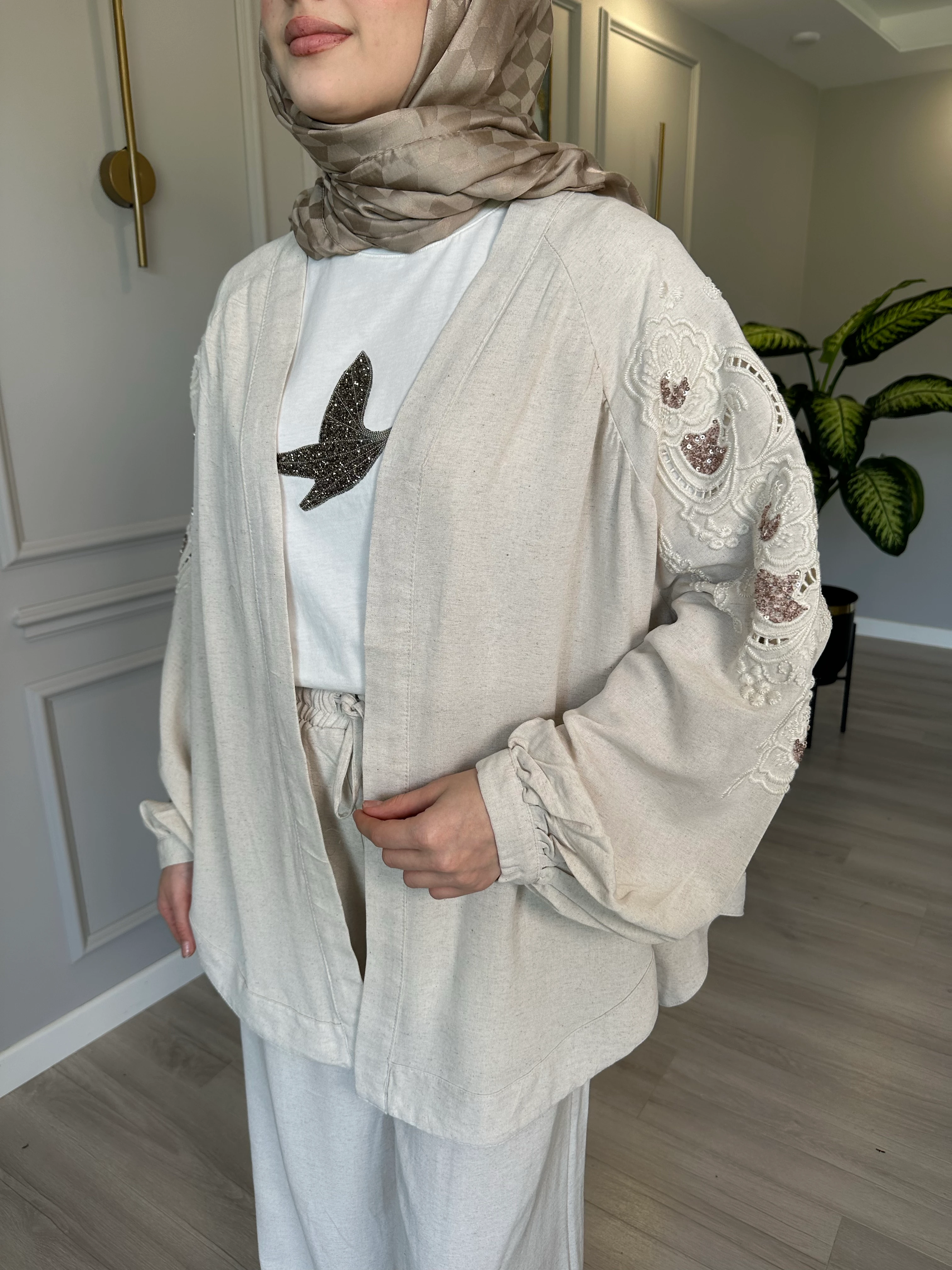 Keten Payet İşlemeli Kimono – Sırtı ve Kolları İşlemeli