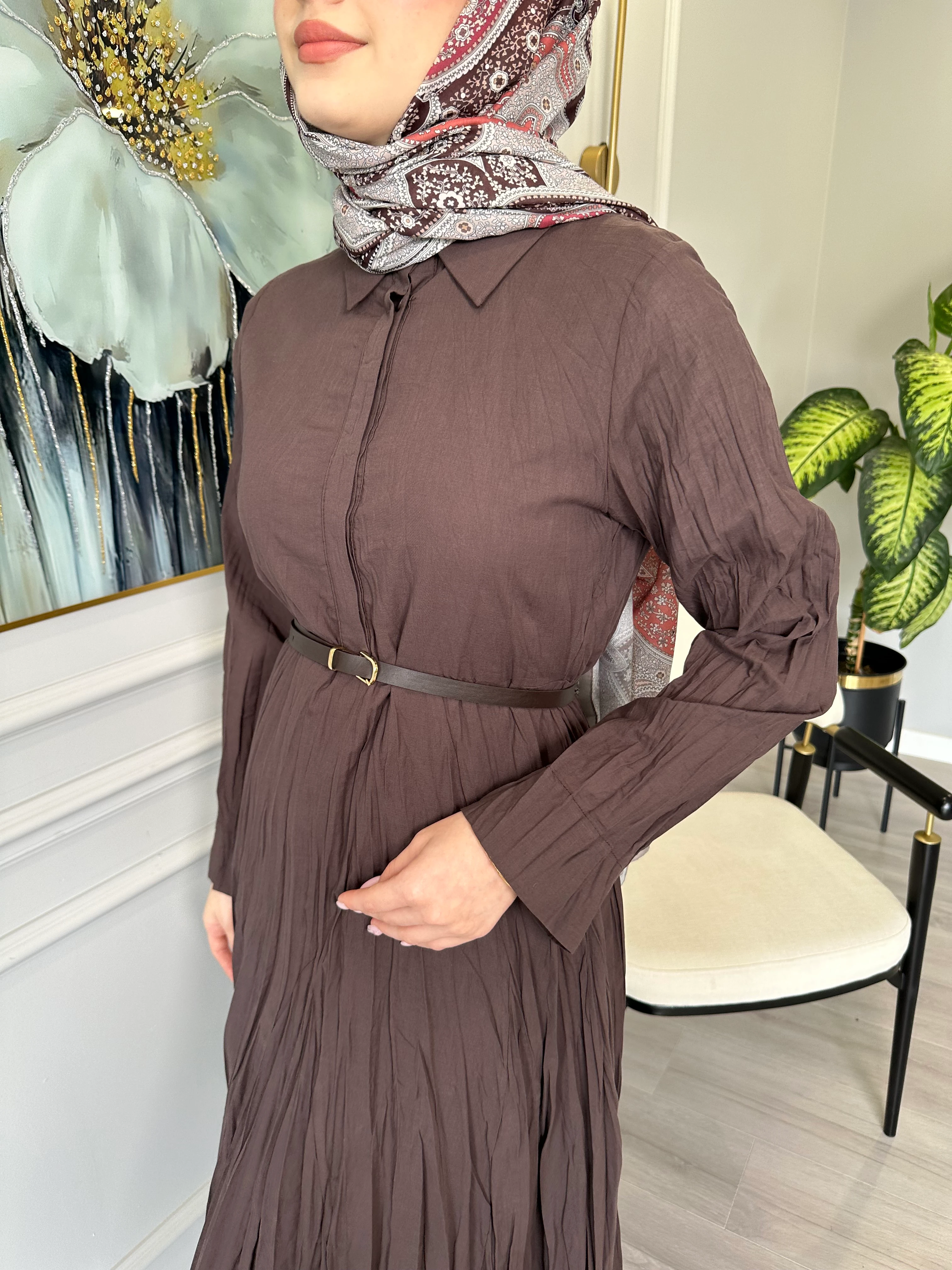 Pamuk Vual Büzgü Detaylı Kemerli Elbise