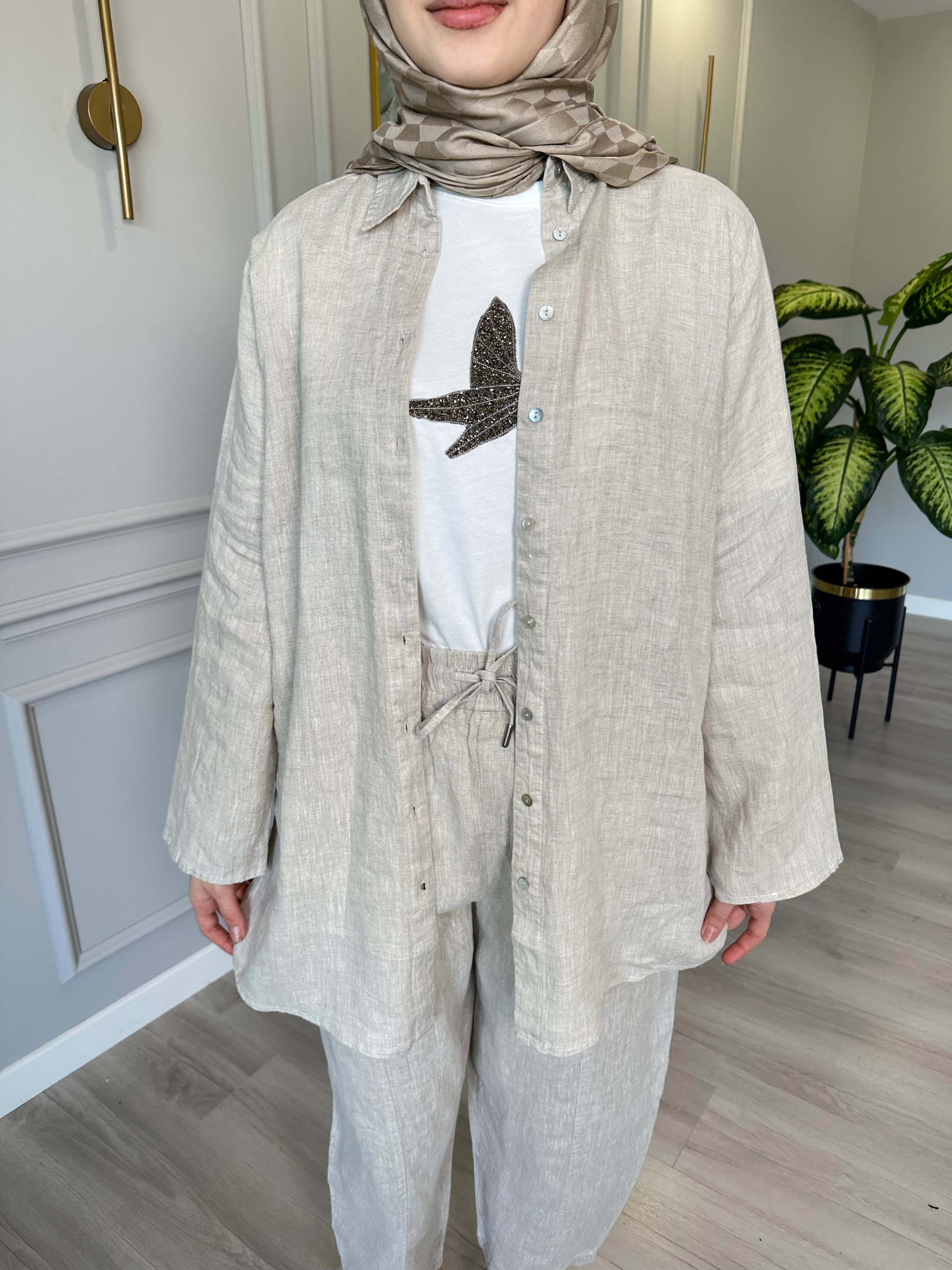 Saf Keten Bej Gömlek