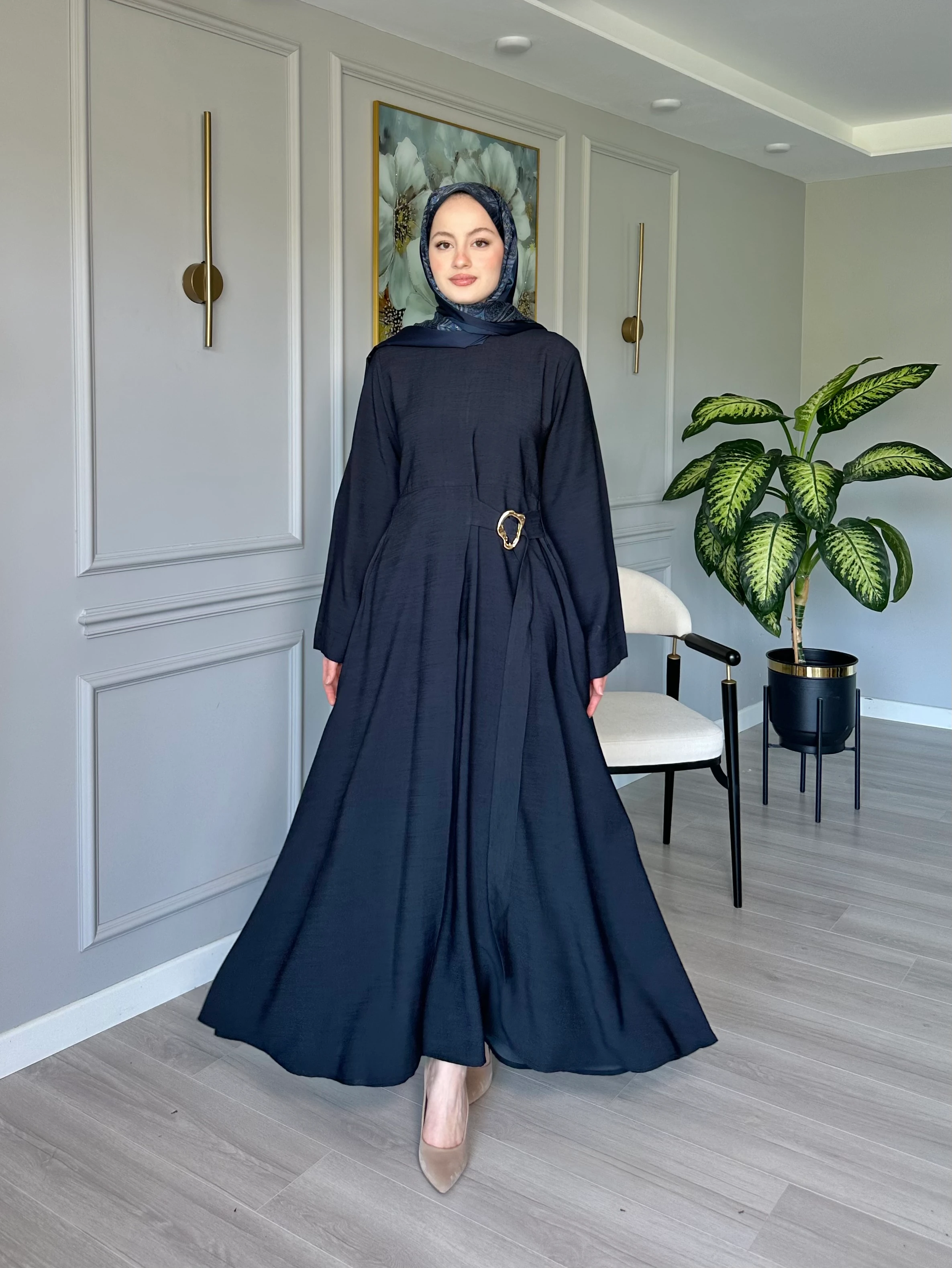 Tokalı Elbise Keten İpeksi Kumaş - Lacivert