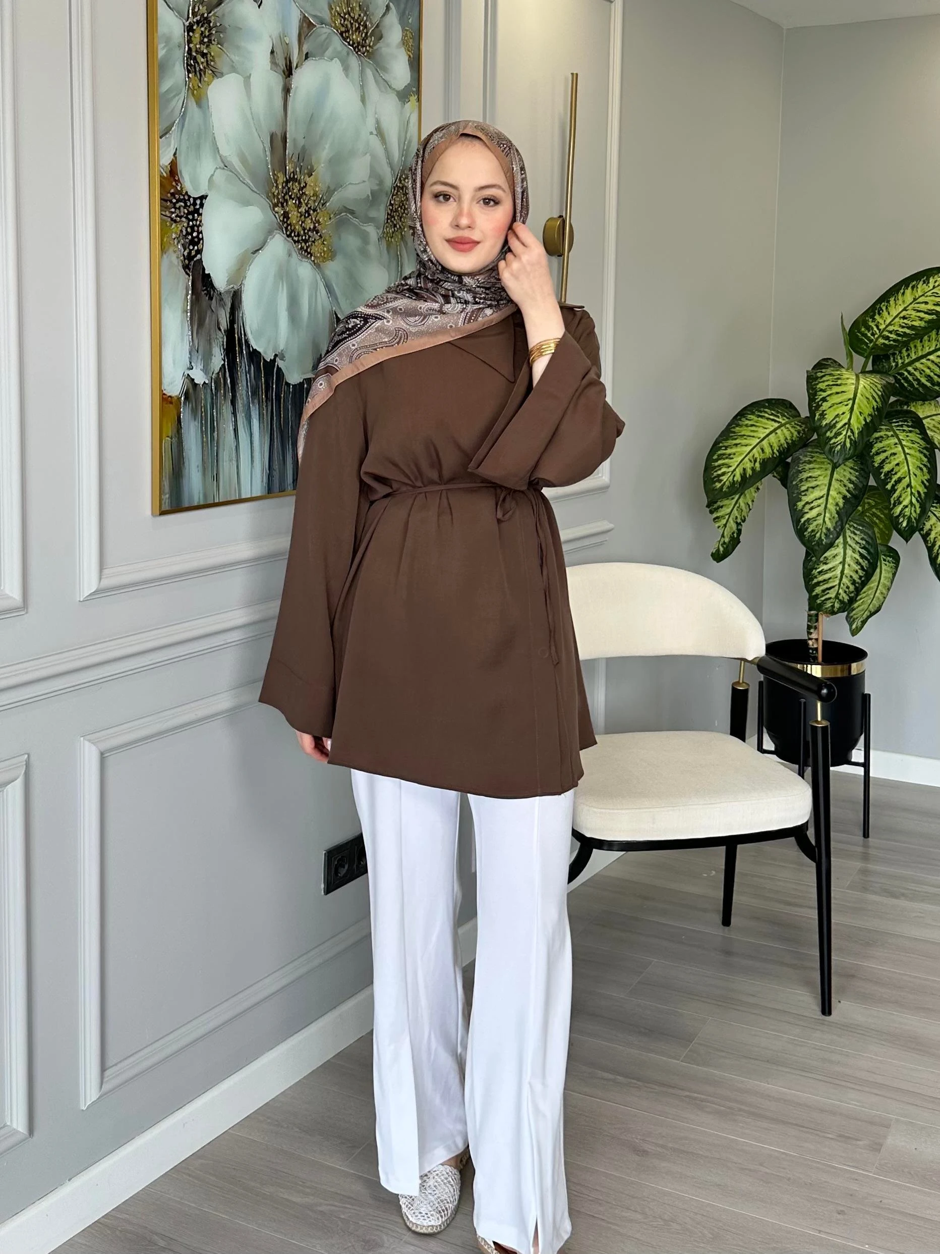 Yaka Detaylı Salaş Tunik - Kahverengi