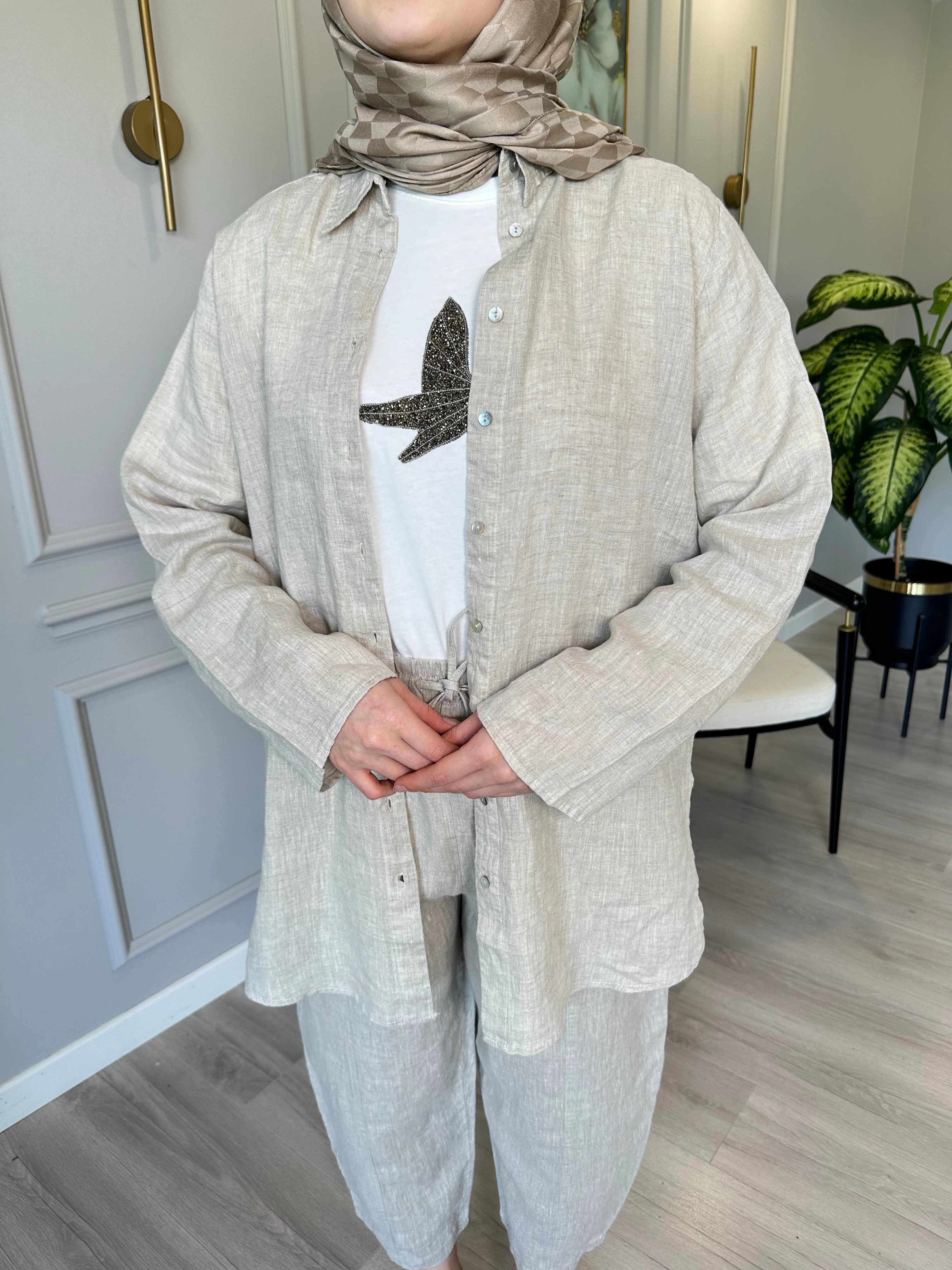 Saf Keten Bej Gömlek