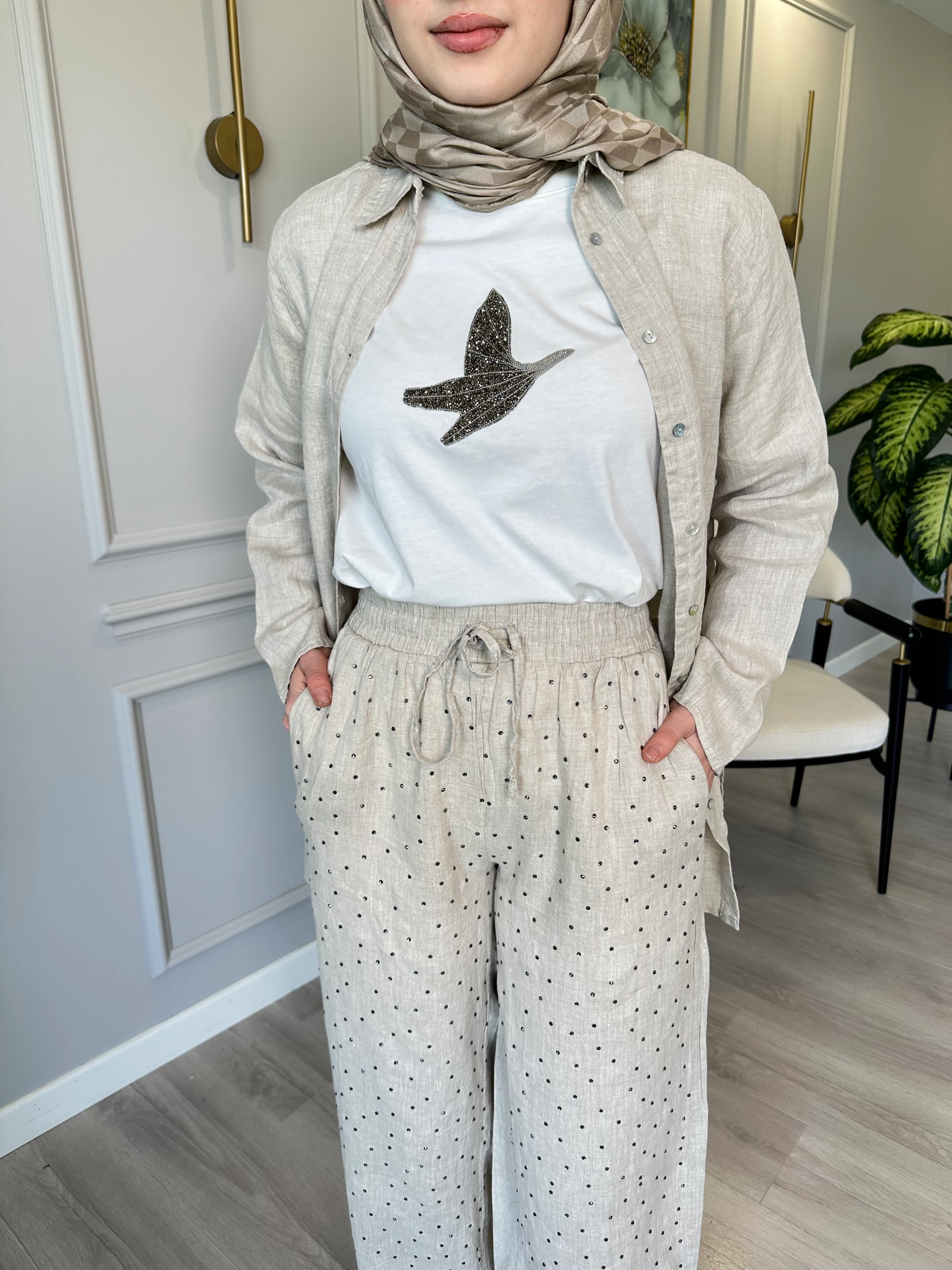 Taşlı Keten Bej Pantolon - Cepli, Beli Lastikli ve İpli