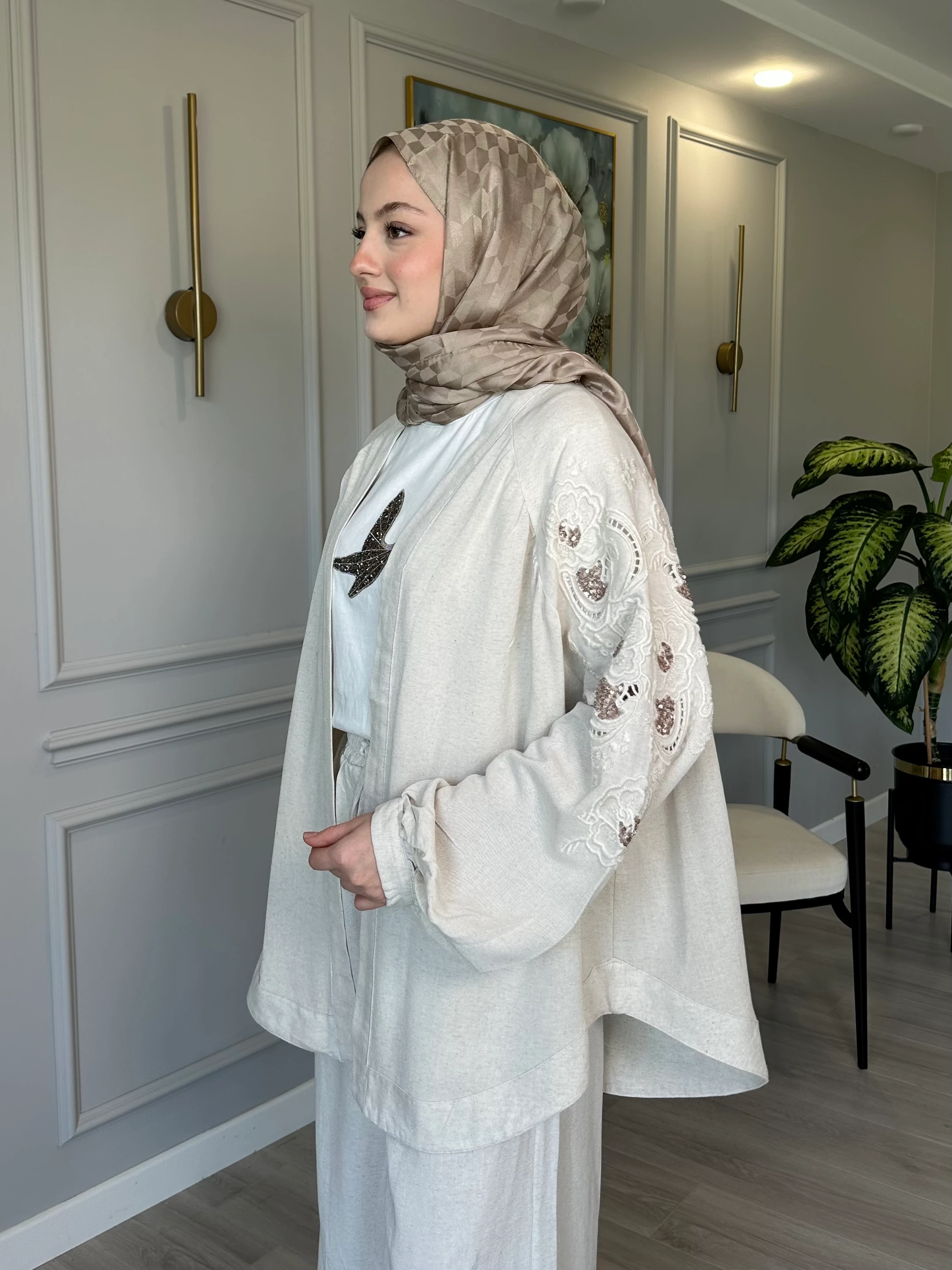 Keten Payet İşlemeli Kimono – Sırtı ve Kolları İşlemeli