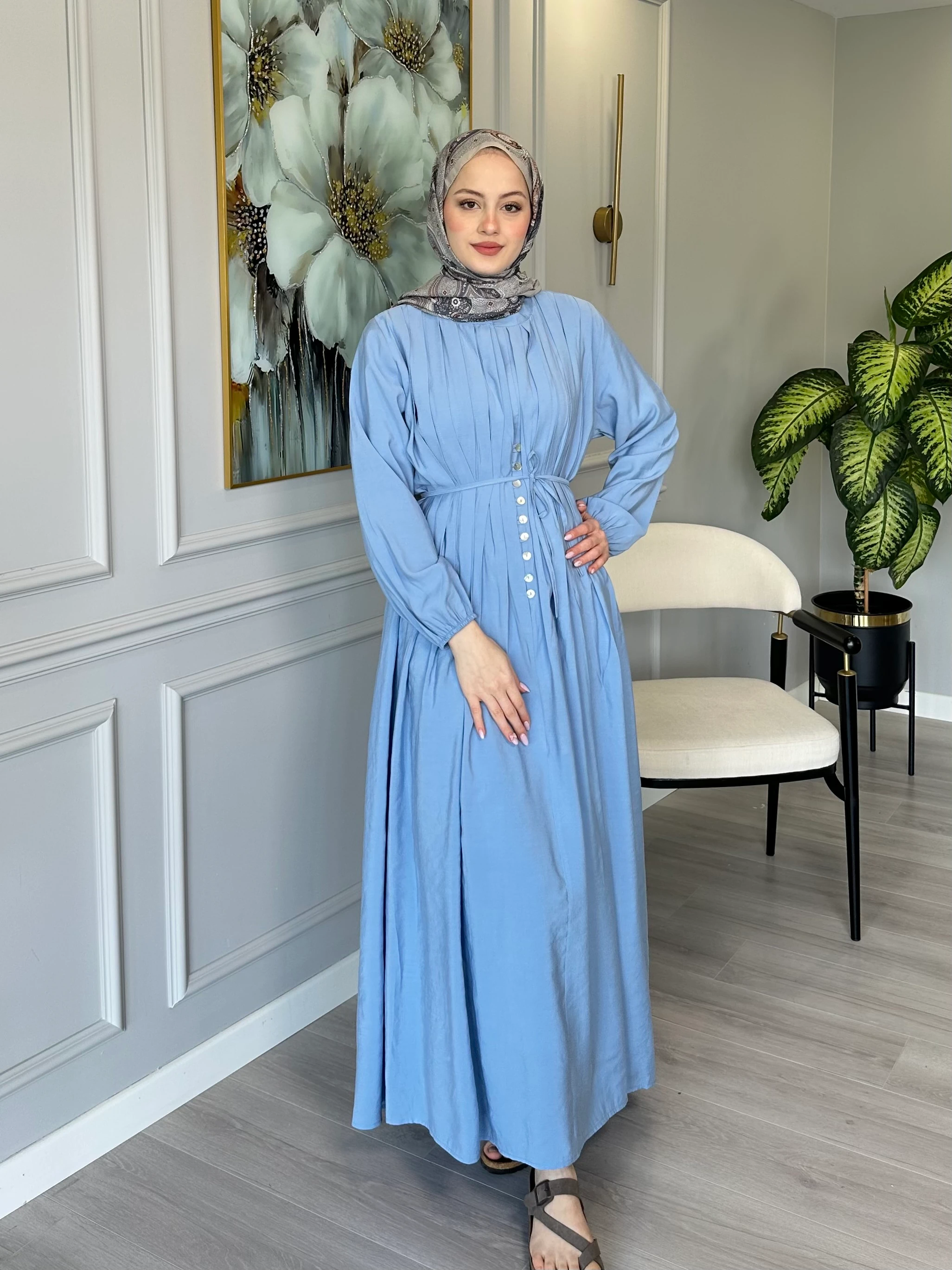 Rahat Kalıp Düğmeli Seyyar Kemerli Elbise