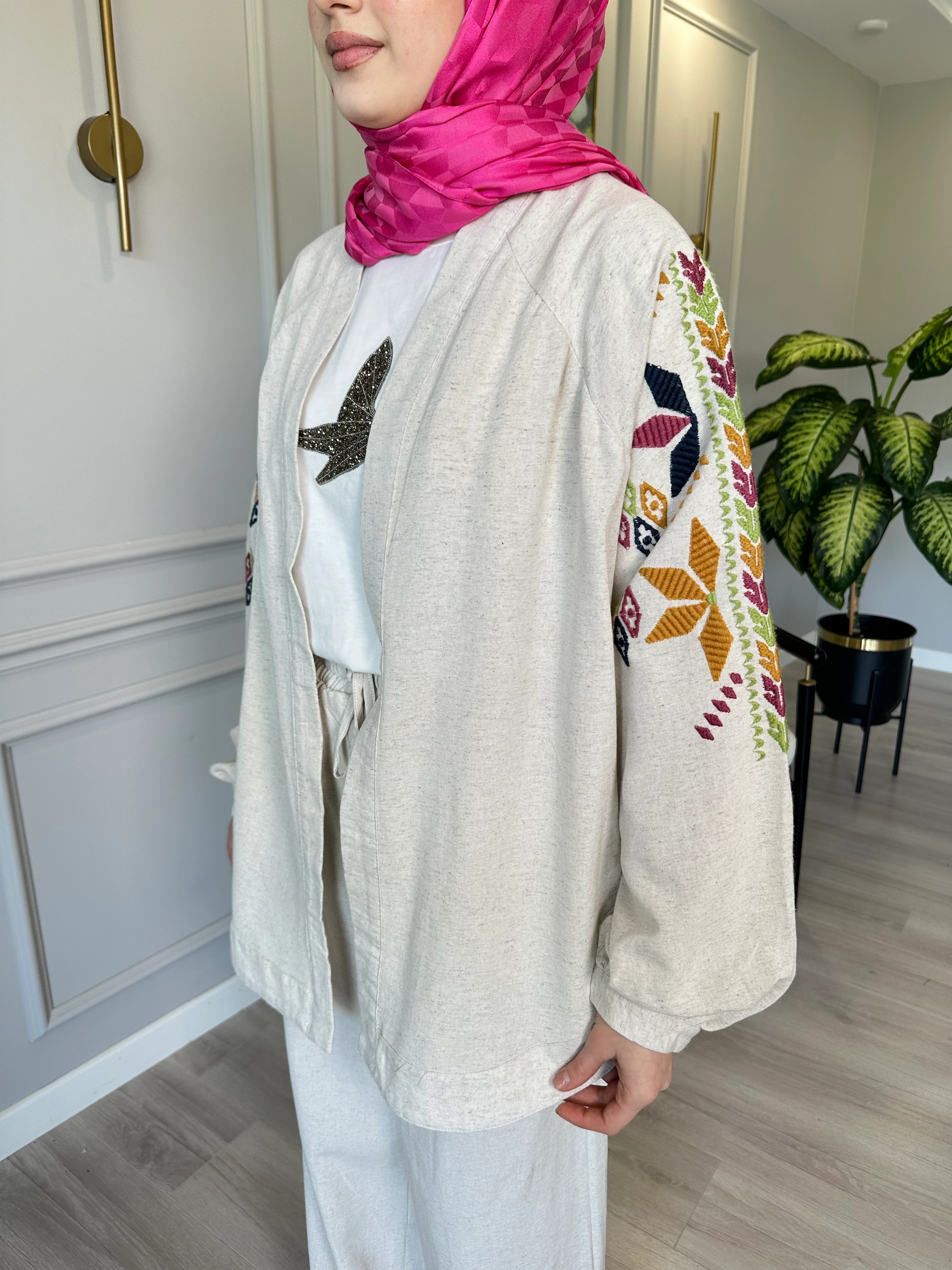 Keten Nakış İşlemeli Kimono – Sırtı ve Kolları İşlemeli