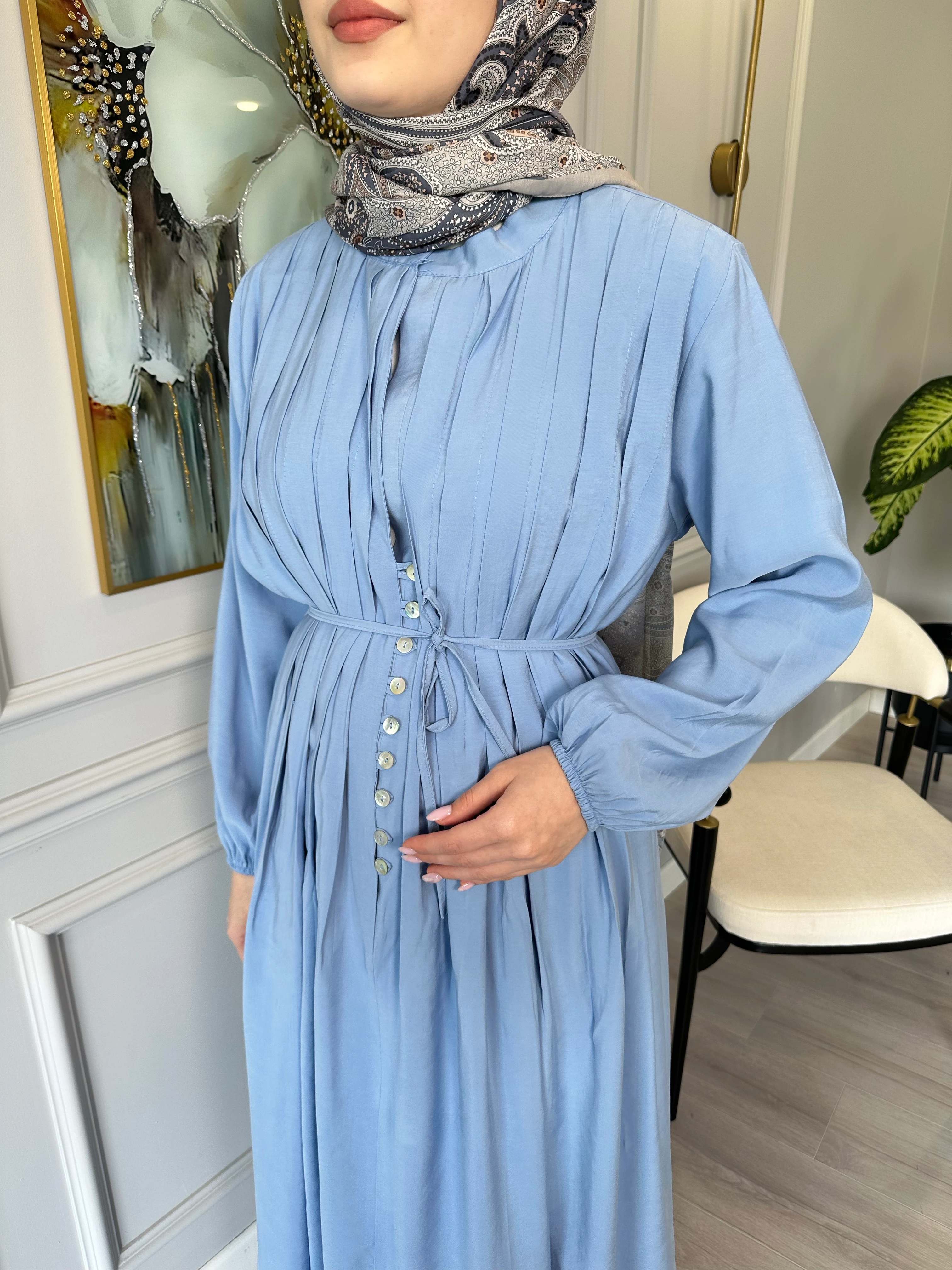 Rahat Kalıp Düğmeli Seyyar Kemerli Elbise