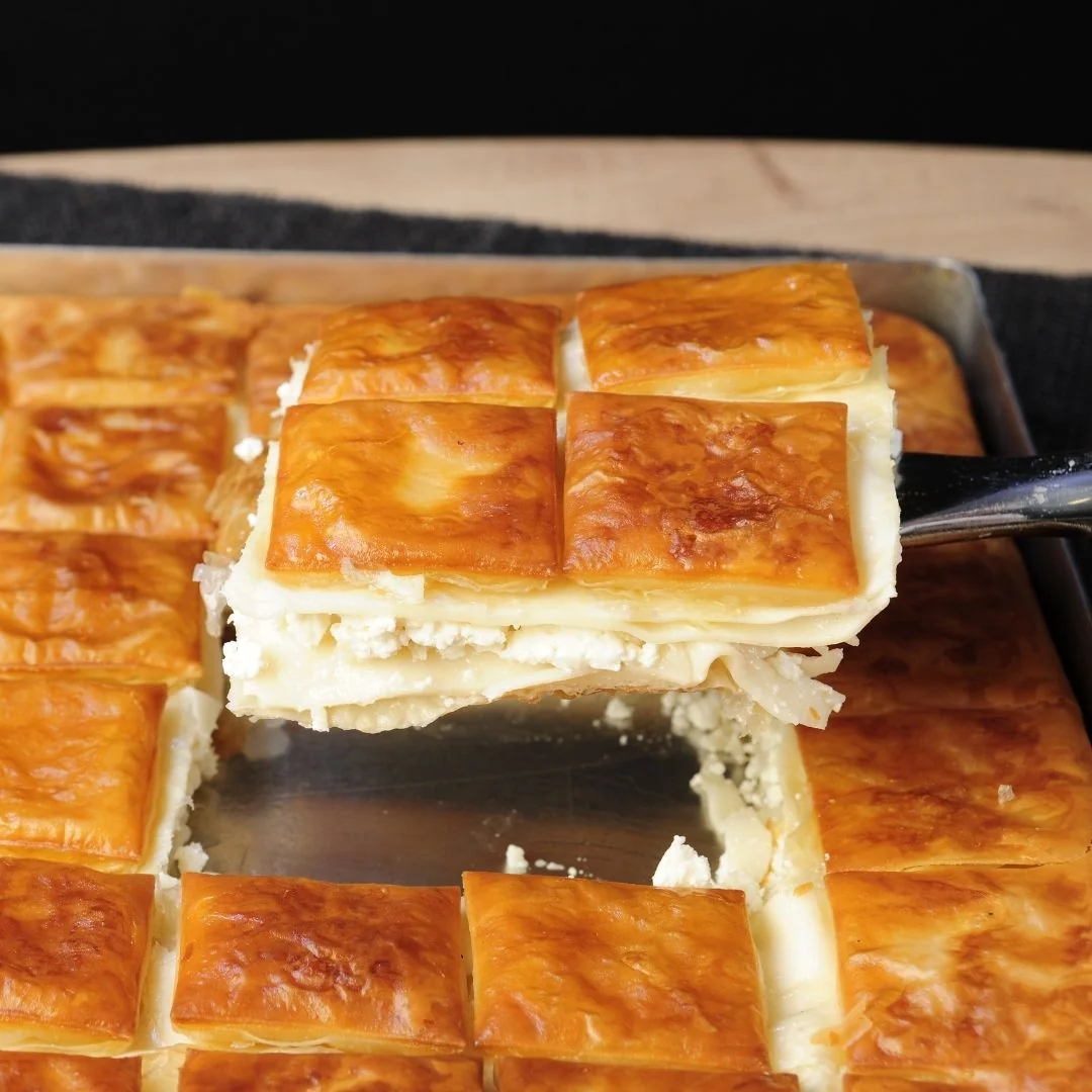 Beyaz Peynirli Adana Akışkanlı Börek (3 Kg)