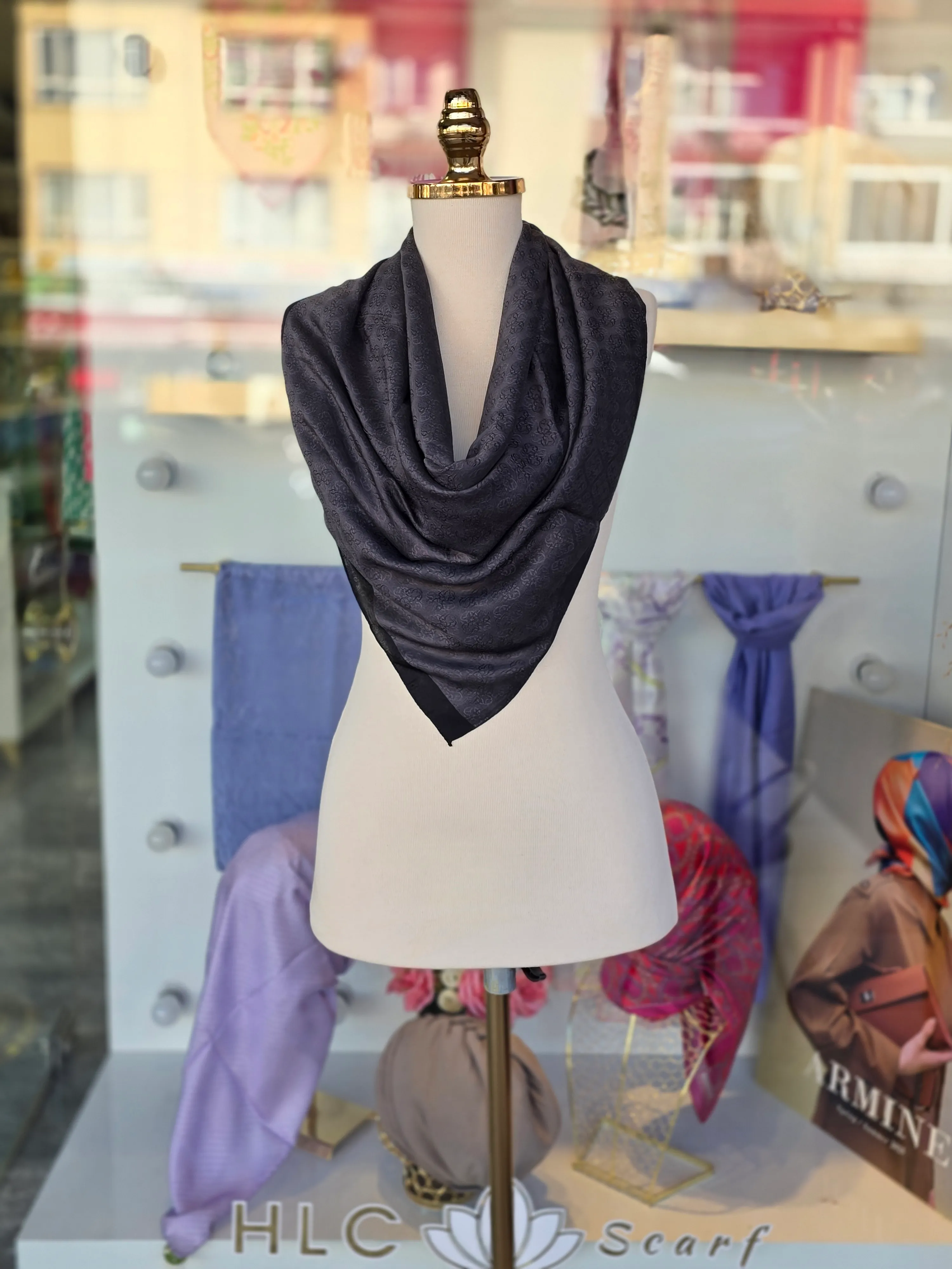 MONOGRAM JAKAR EŞARP - ANTRASİT