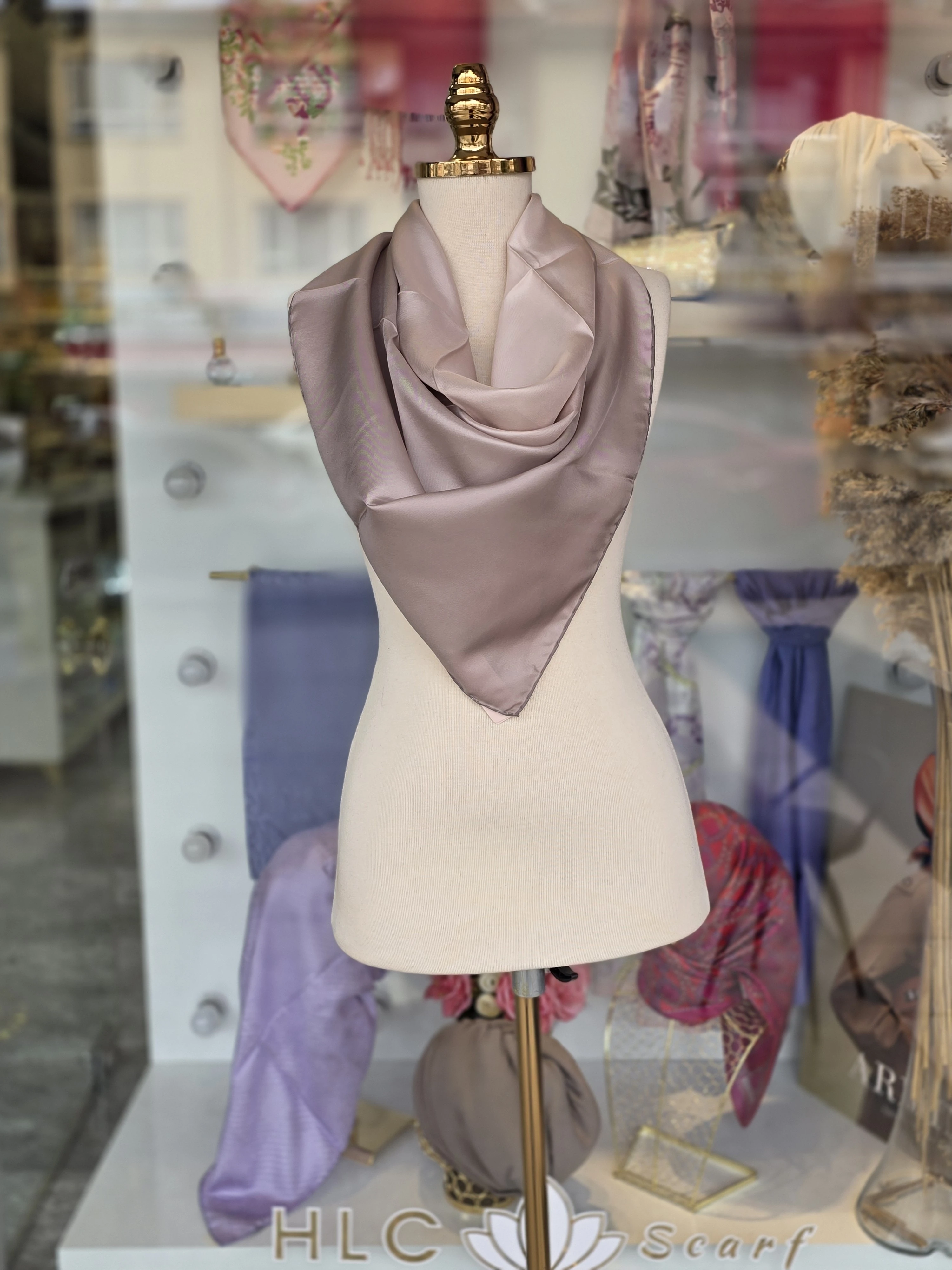 Degrade Desen %100 Twill İpek Eşarp - TAŞ