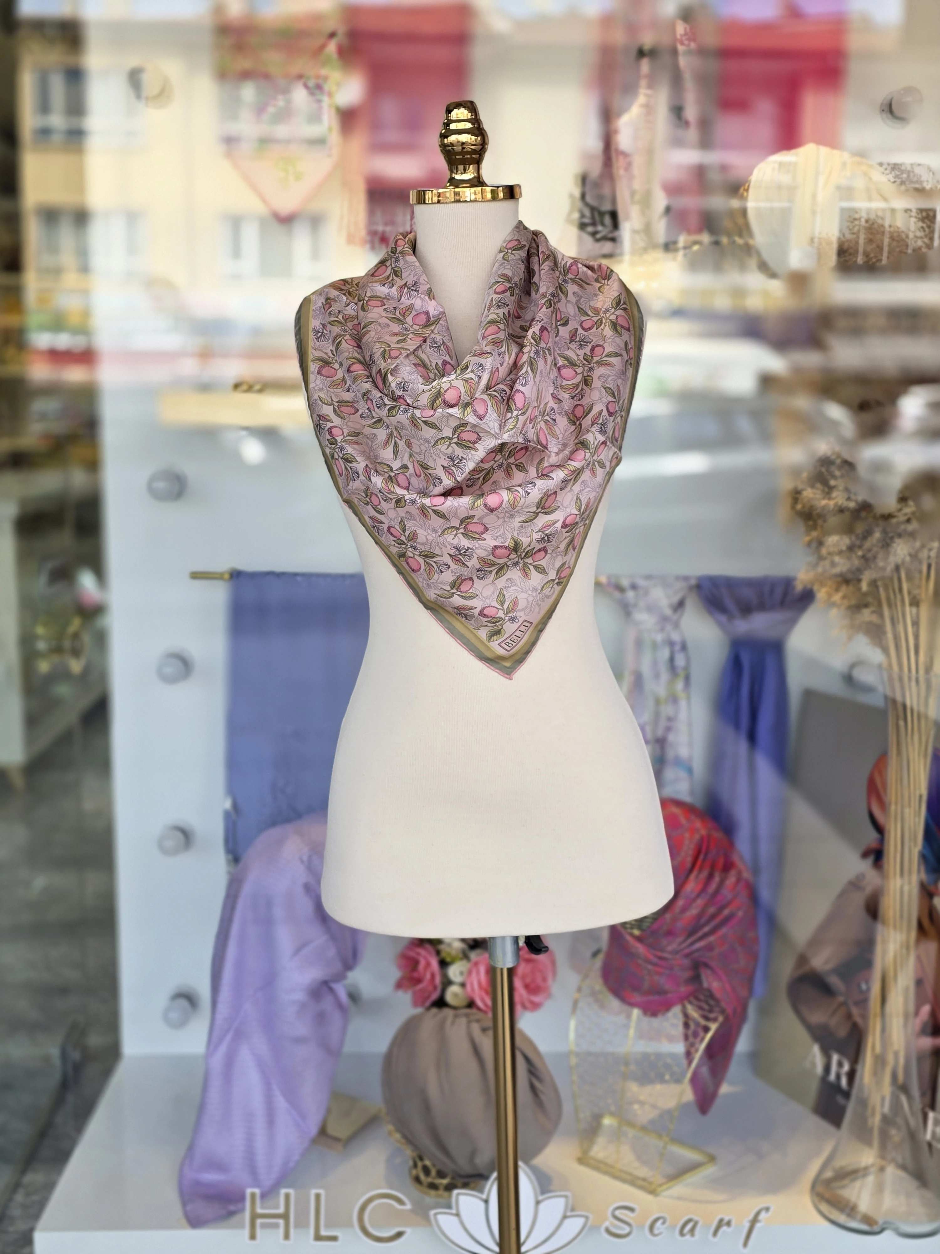 Limon Desen %100 Twill İpek Eşarp - PUDRA