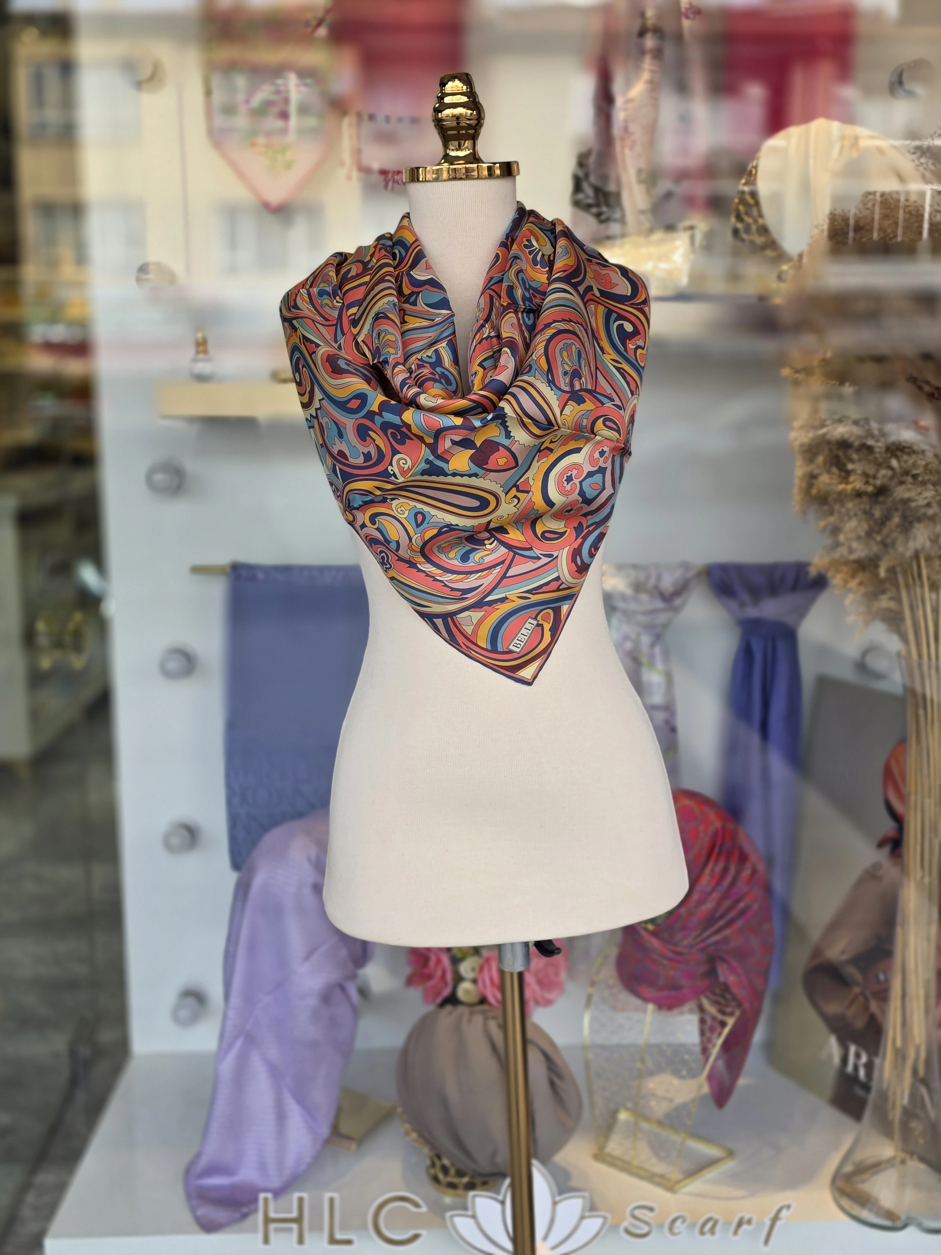 Etnik Desen %100 Twill İpek Eşarp - PEMBE