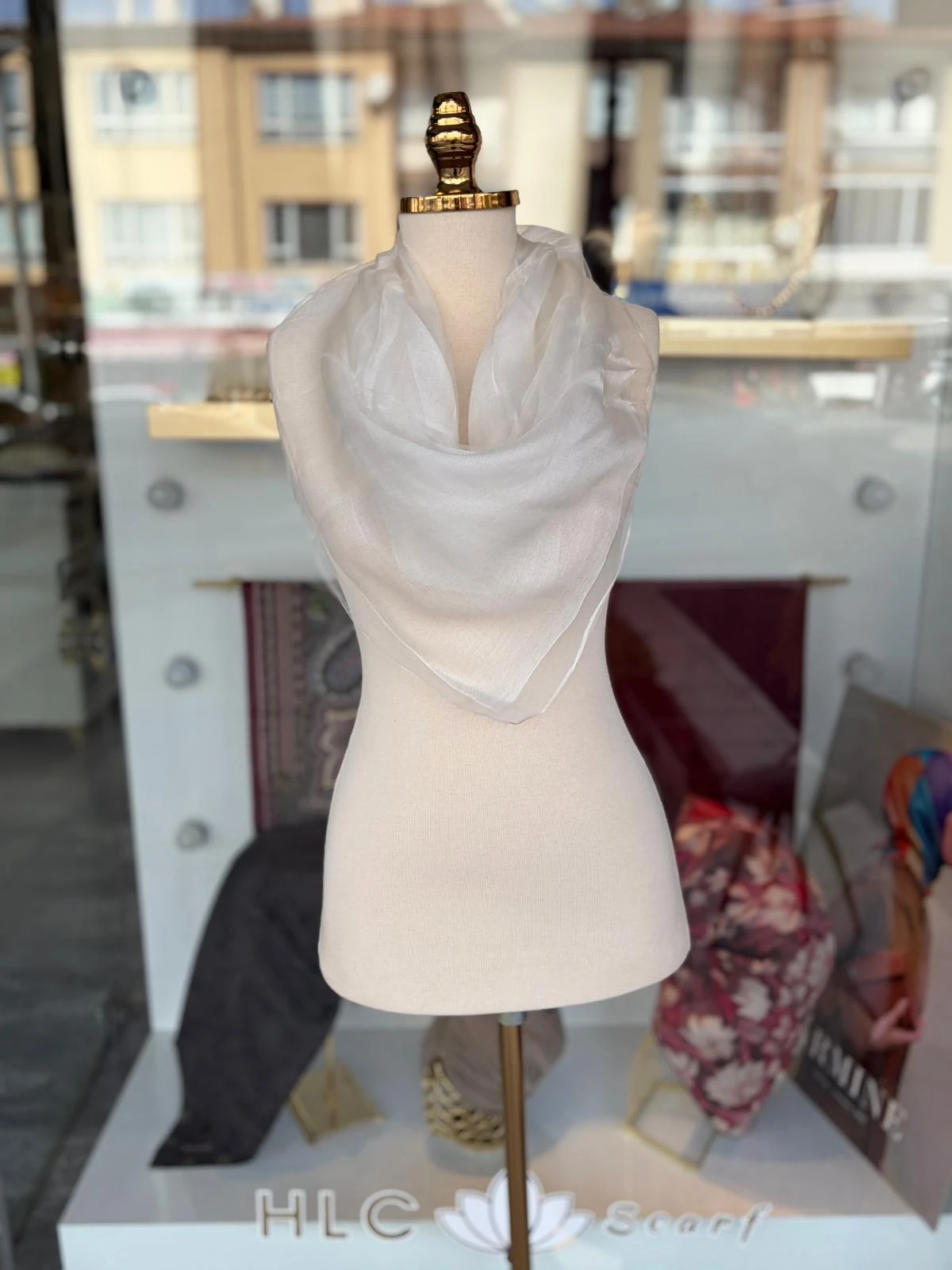 %30 İpek Çift Katlı Tüllü Eşarp - EKRU