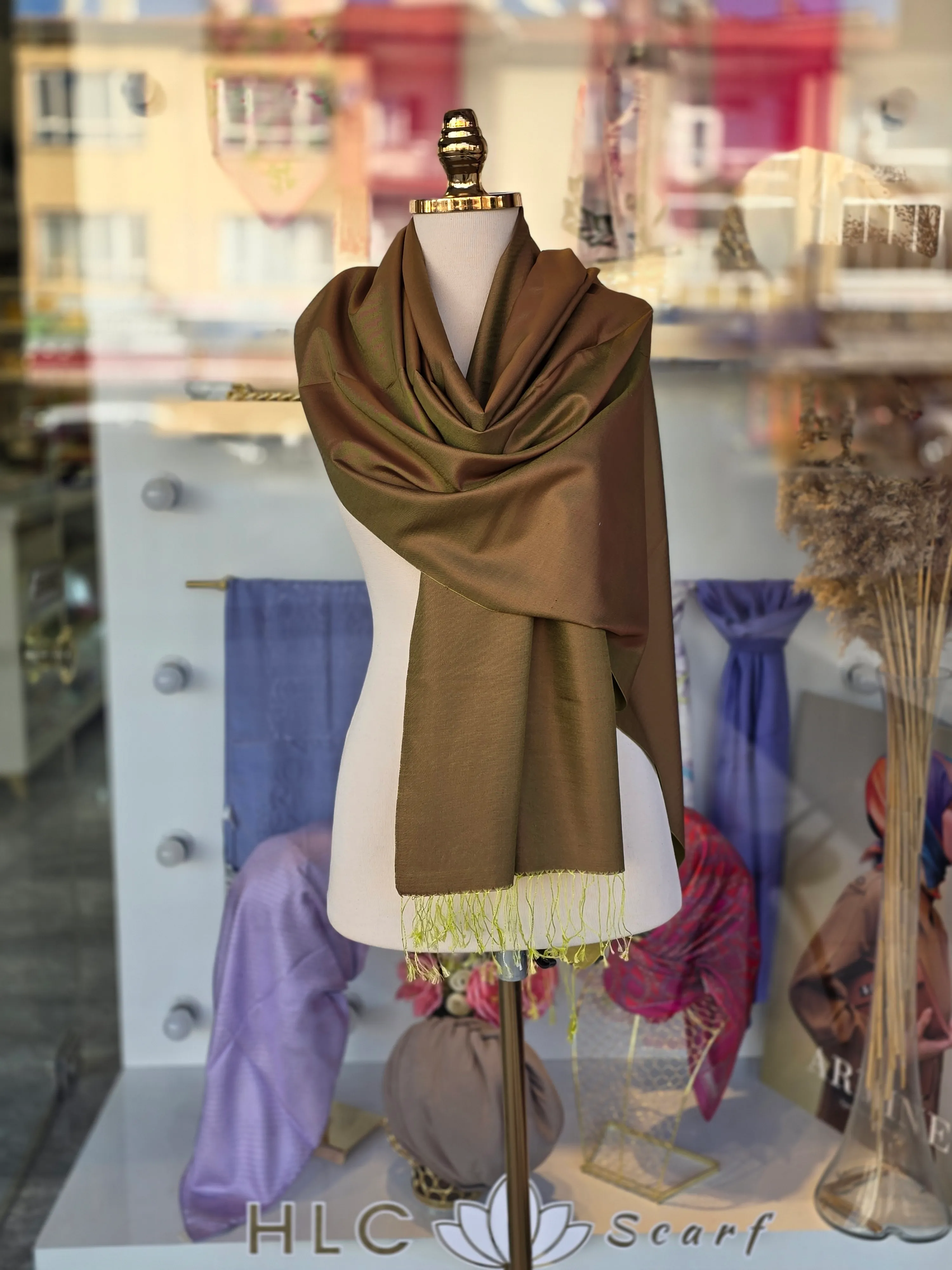 %100 İPEK ŞAL - KAHVE YEŞİL