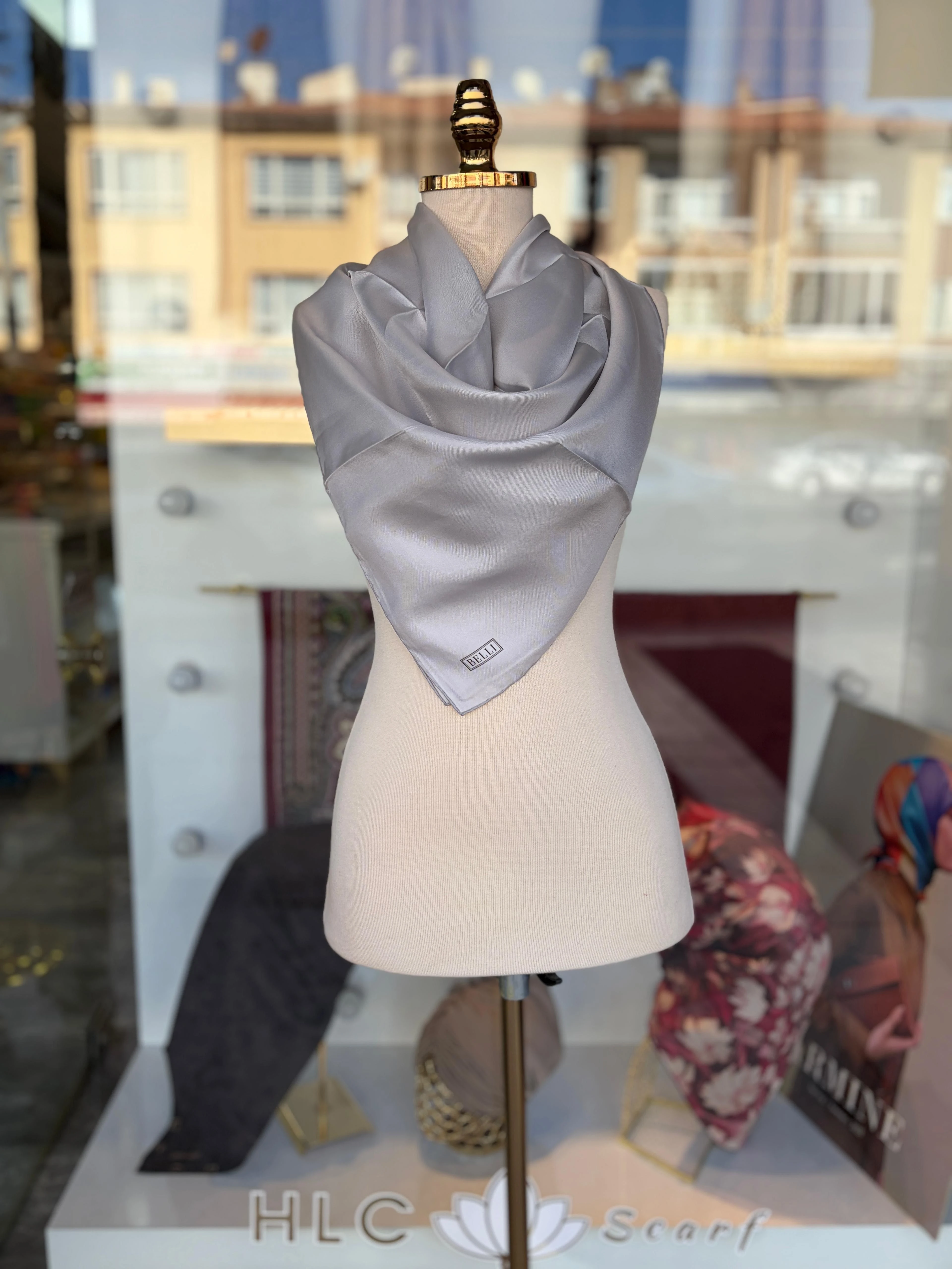 Düz Renk %100 Twill İpek Eşarp  - GÜMÜŞ