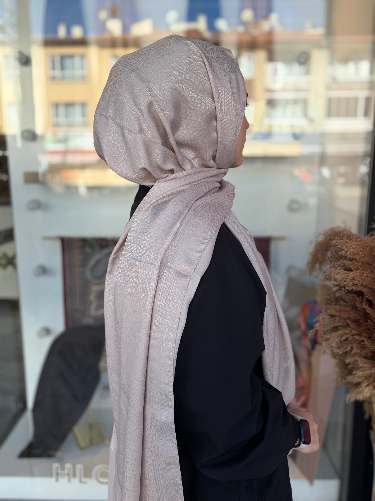 Kendinden Desenli Jakarlı Pamuk Şal