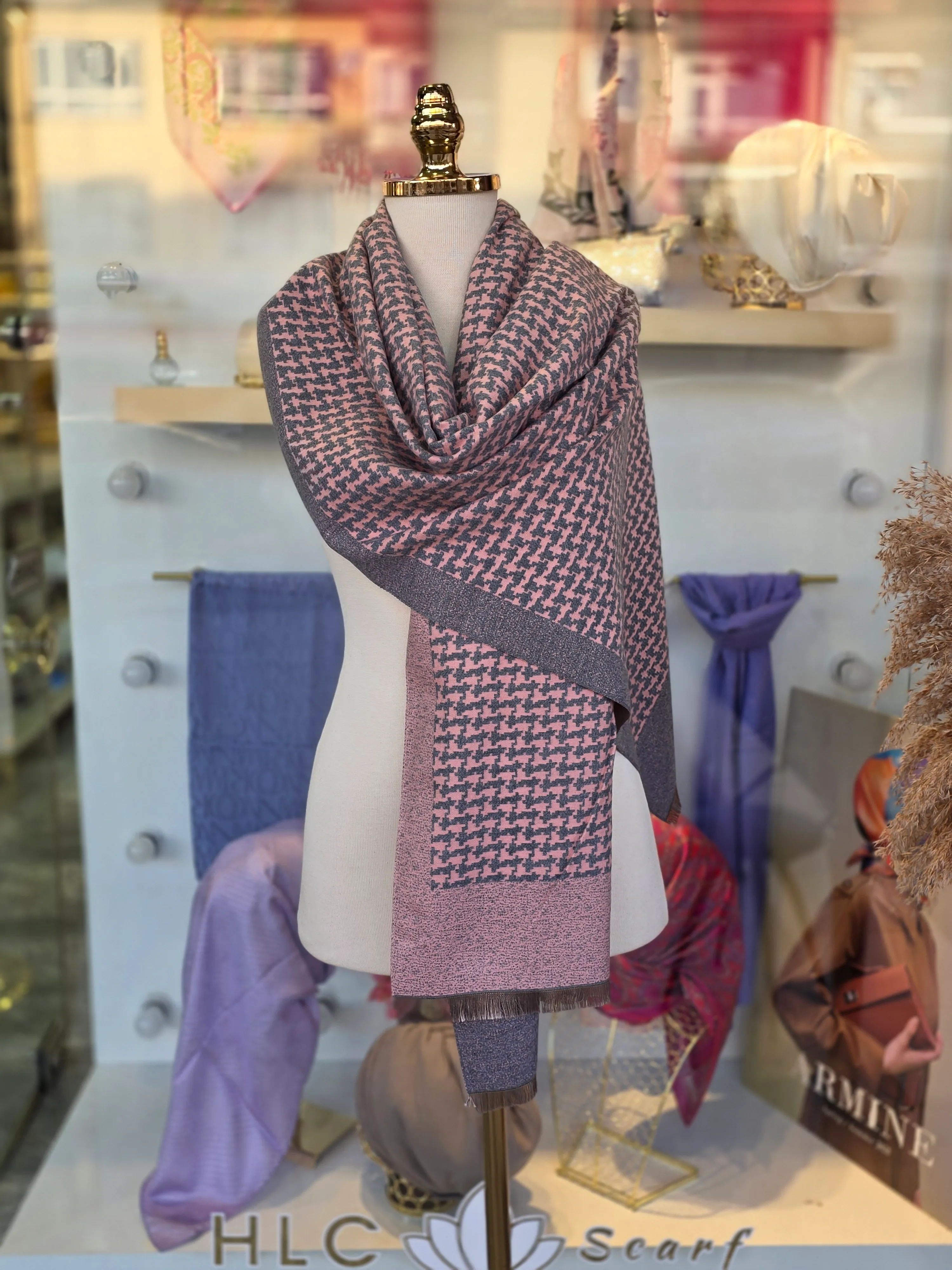 ÇİFT TARAFLI KAZAYAĞI DESEN YÜN KAŞMİR OMUZ ŞALI - PEMBE