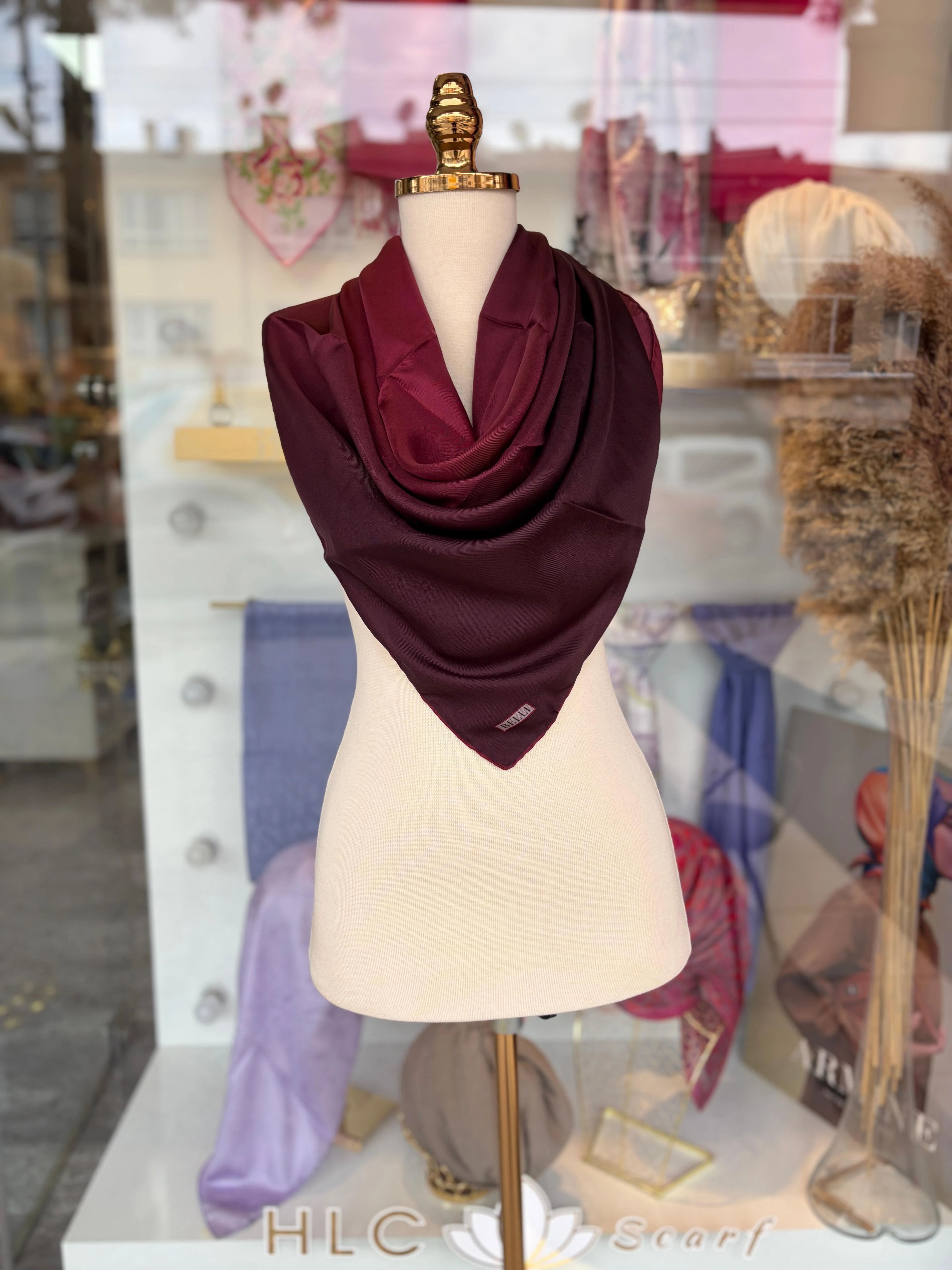 Degrade Desen %100 Twill İpek Eşarp - VİŞNE ÇÜRÜĞÜ