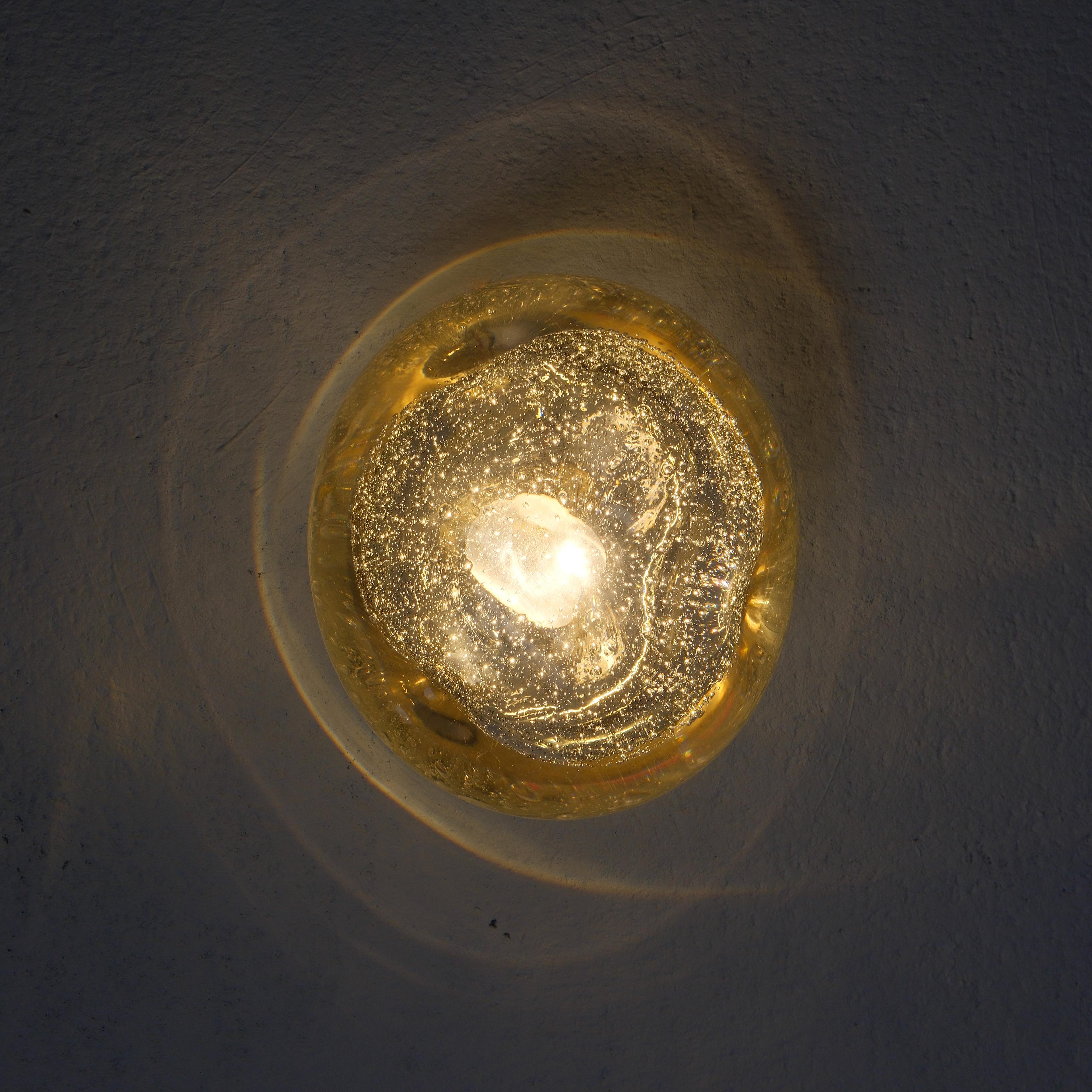 Sablé Sand Grain Amorphous Wall Sconce