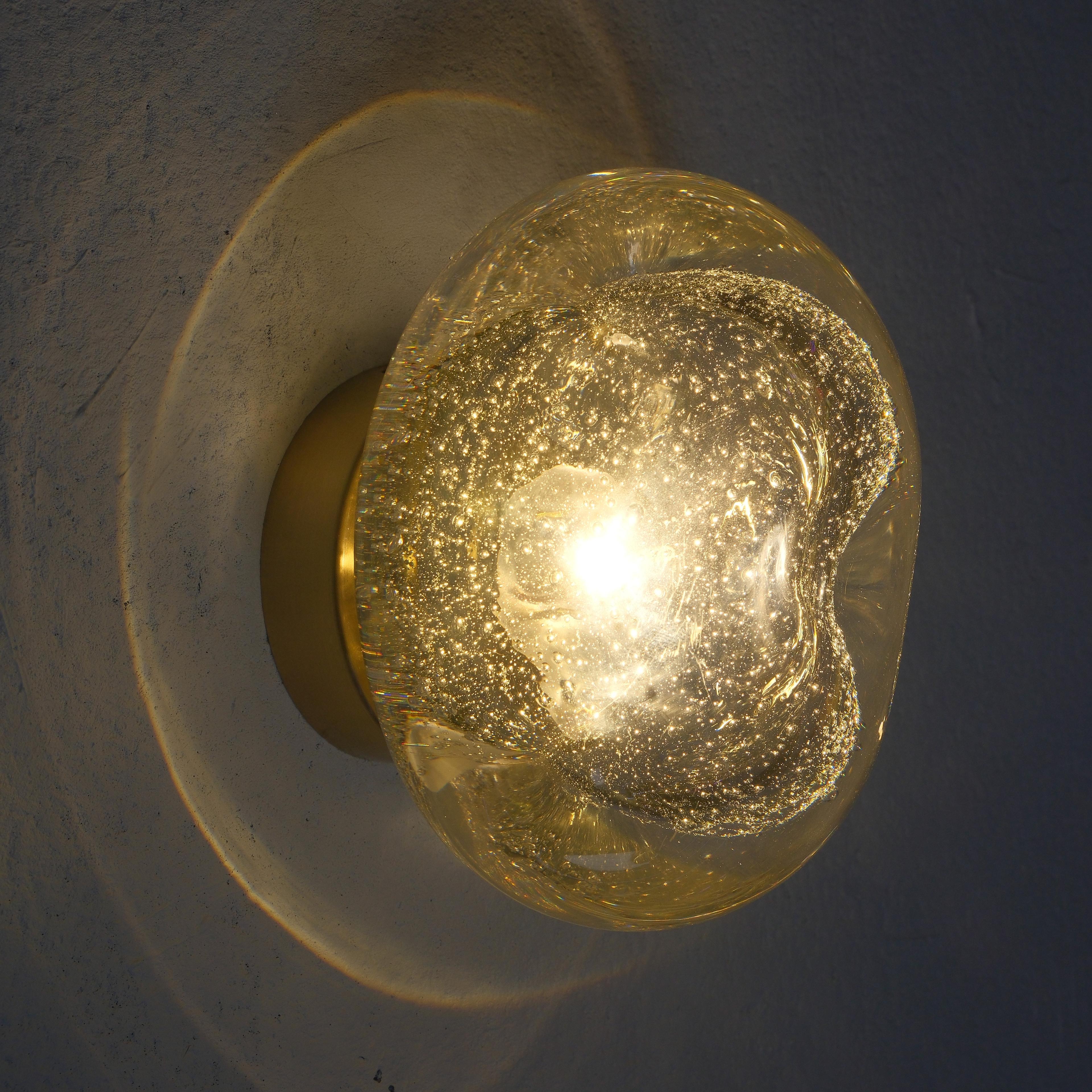 Sablé Sand Grain Amorphous Wall Sconce