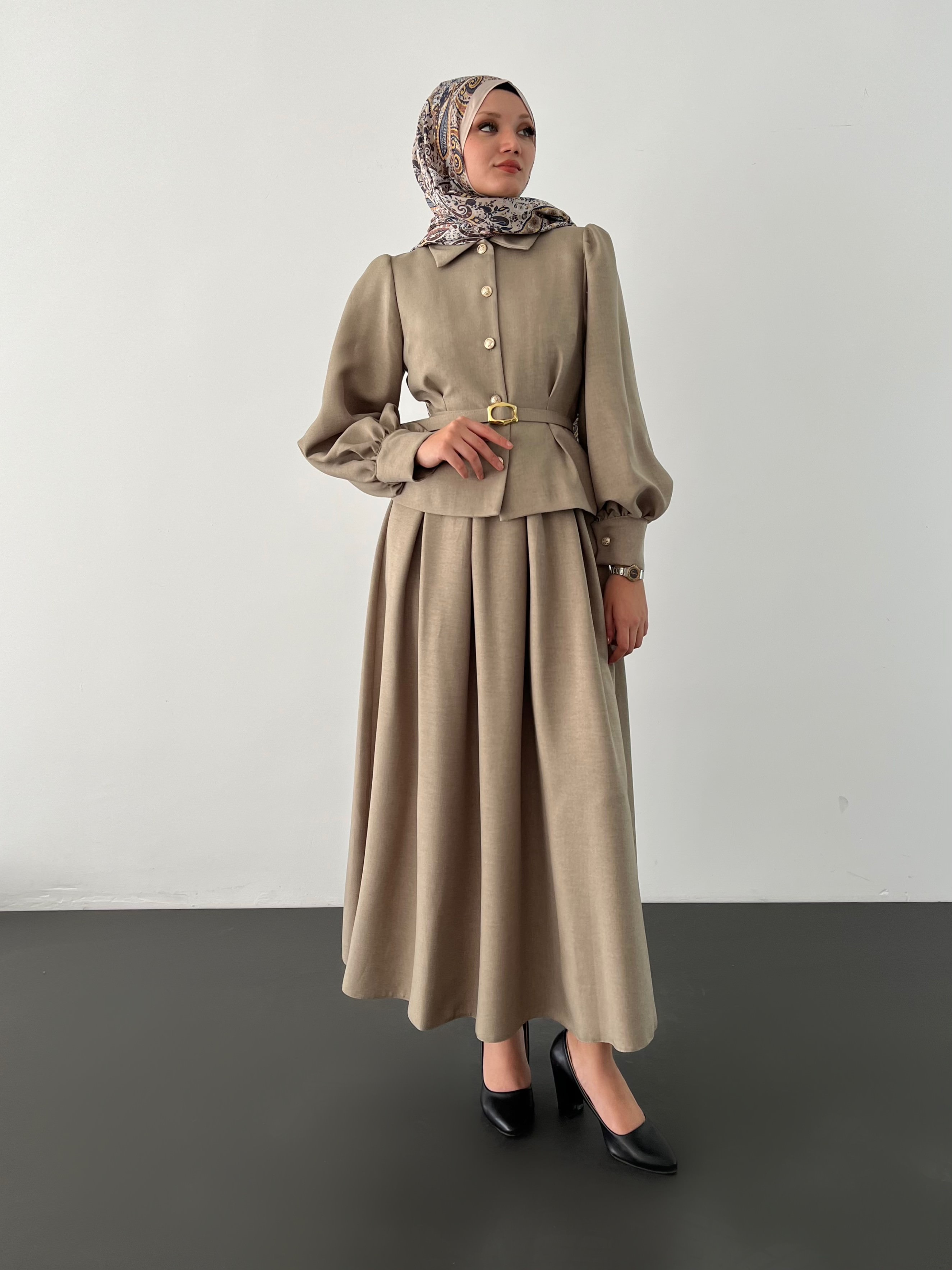 MONA TAKIM