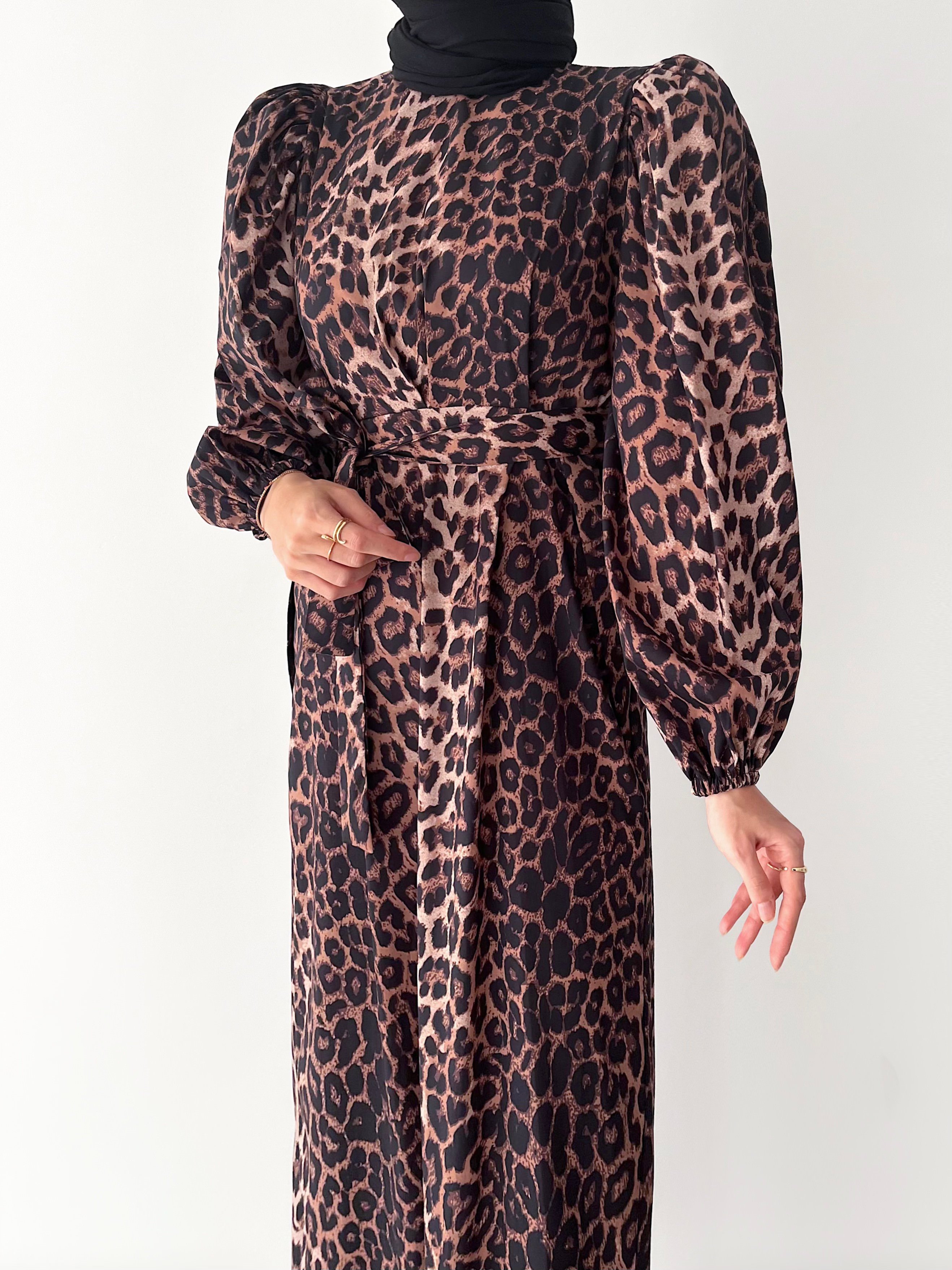 LEOPAR DESENLİ ELBİSE