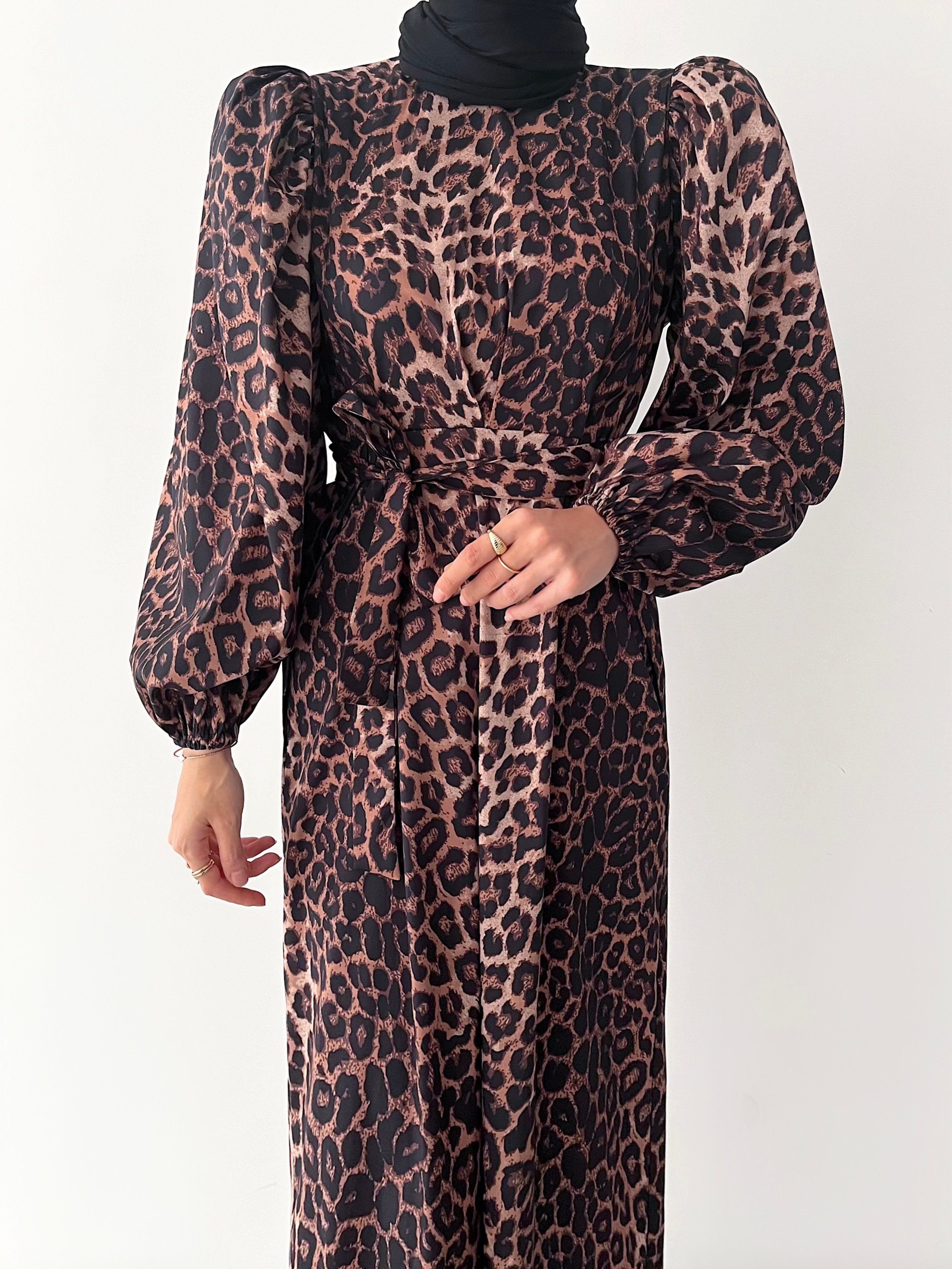 LEOPAR DESENLİ ELBİSE