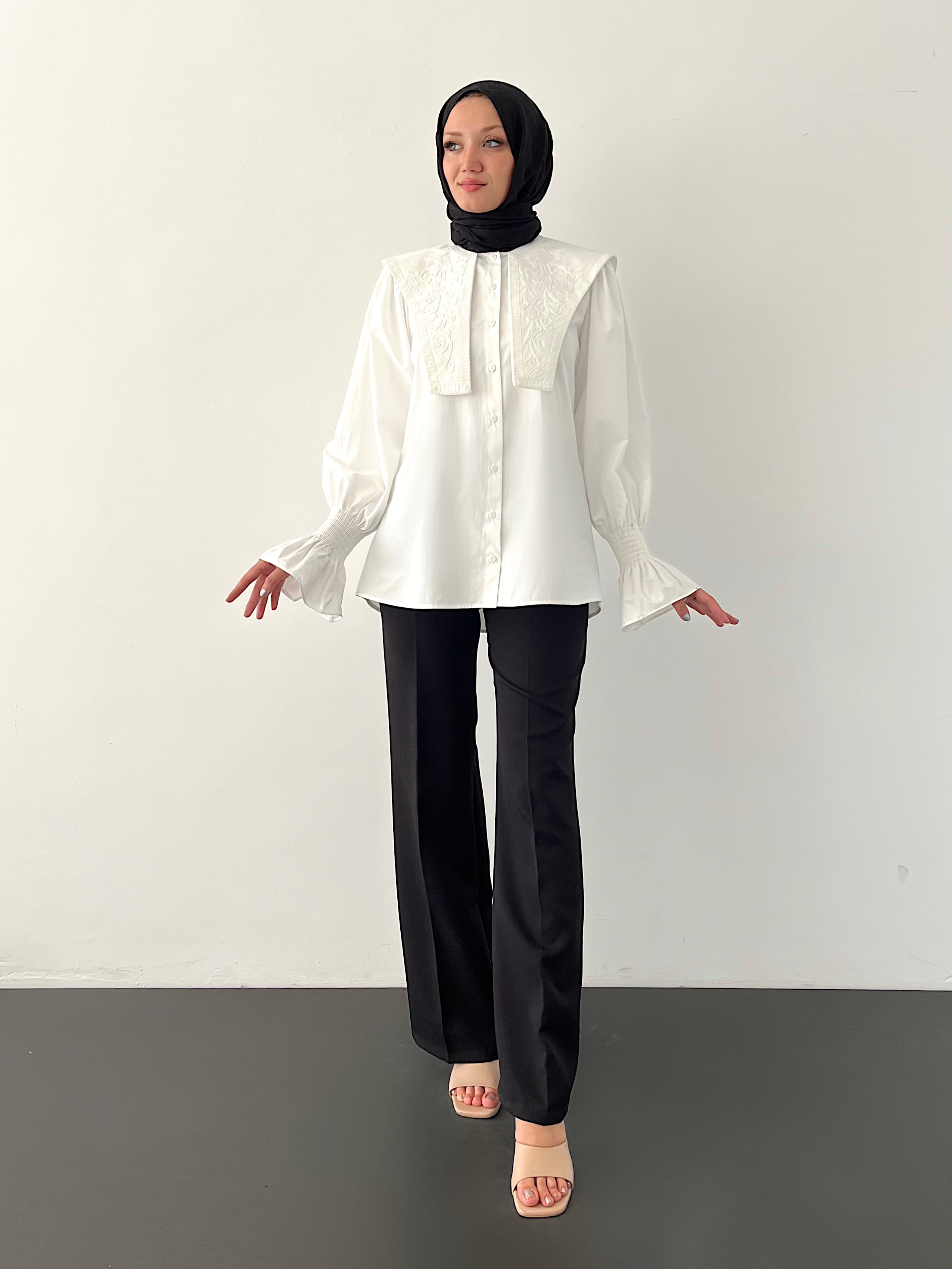 LADY İŞLEMELİ GÖMLEK - Beyaz