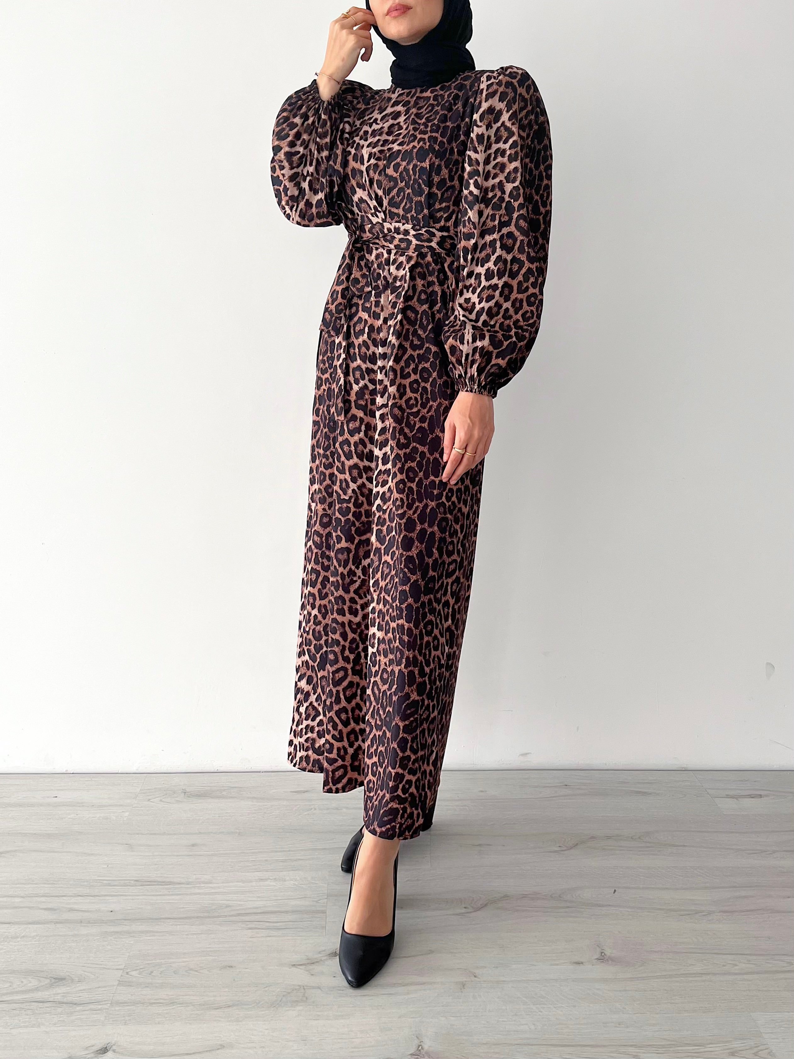 LEOPAR DESENLİ ELBİSE