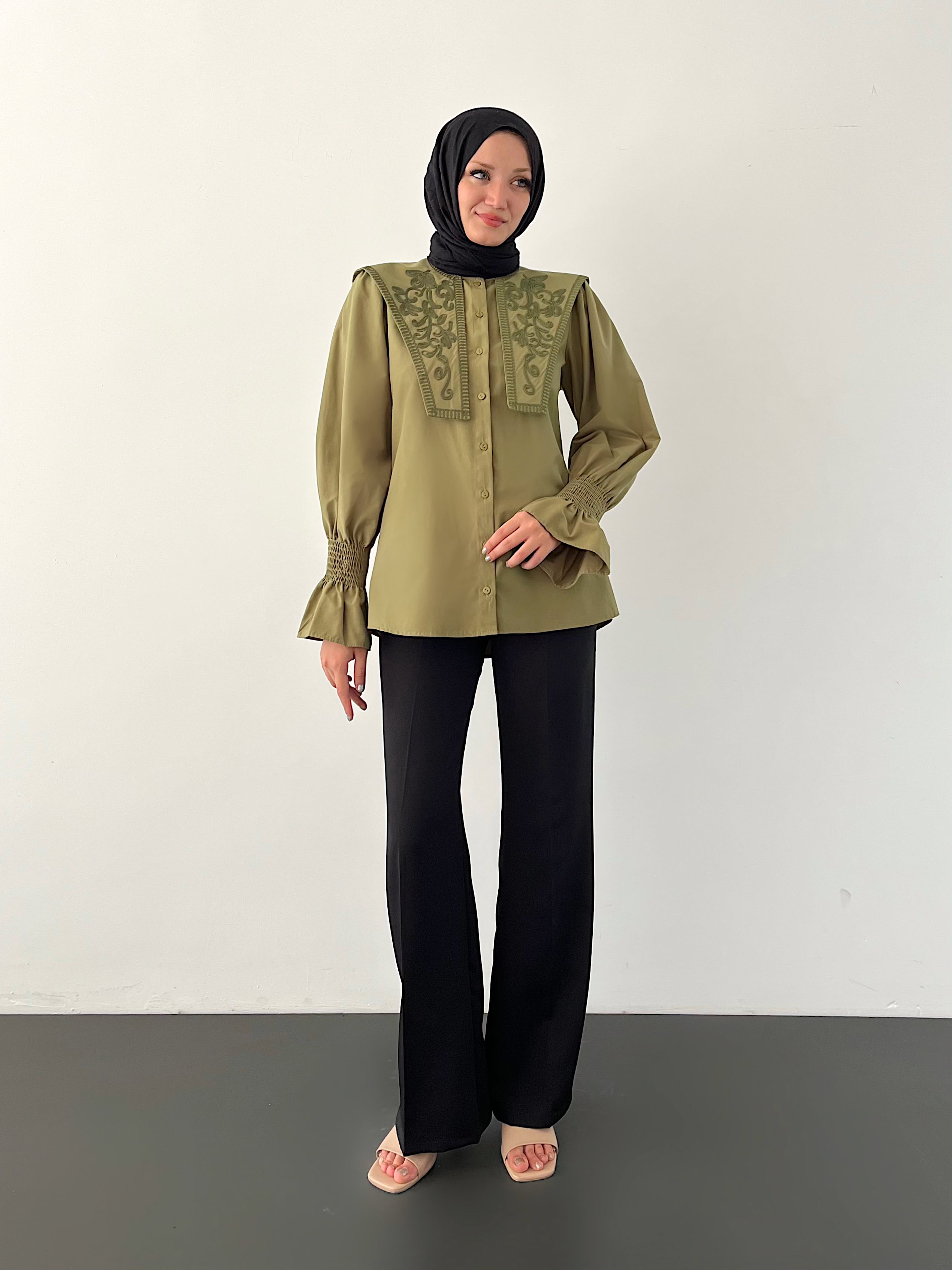 LADY İŞLEMELİ GÖMLEK - Yeşil