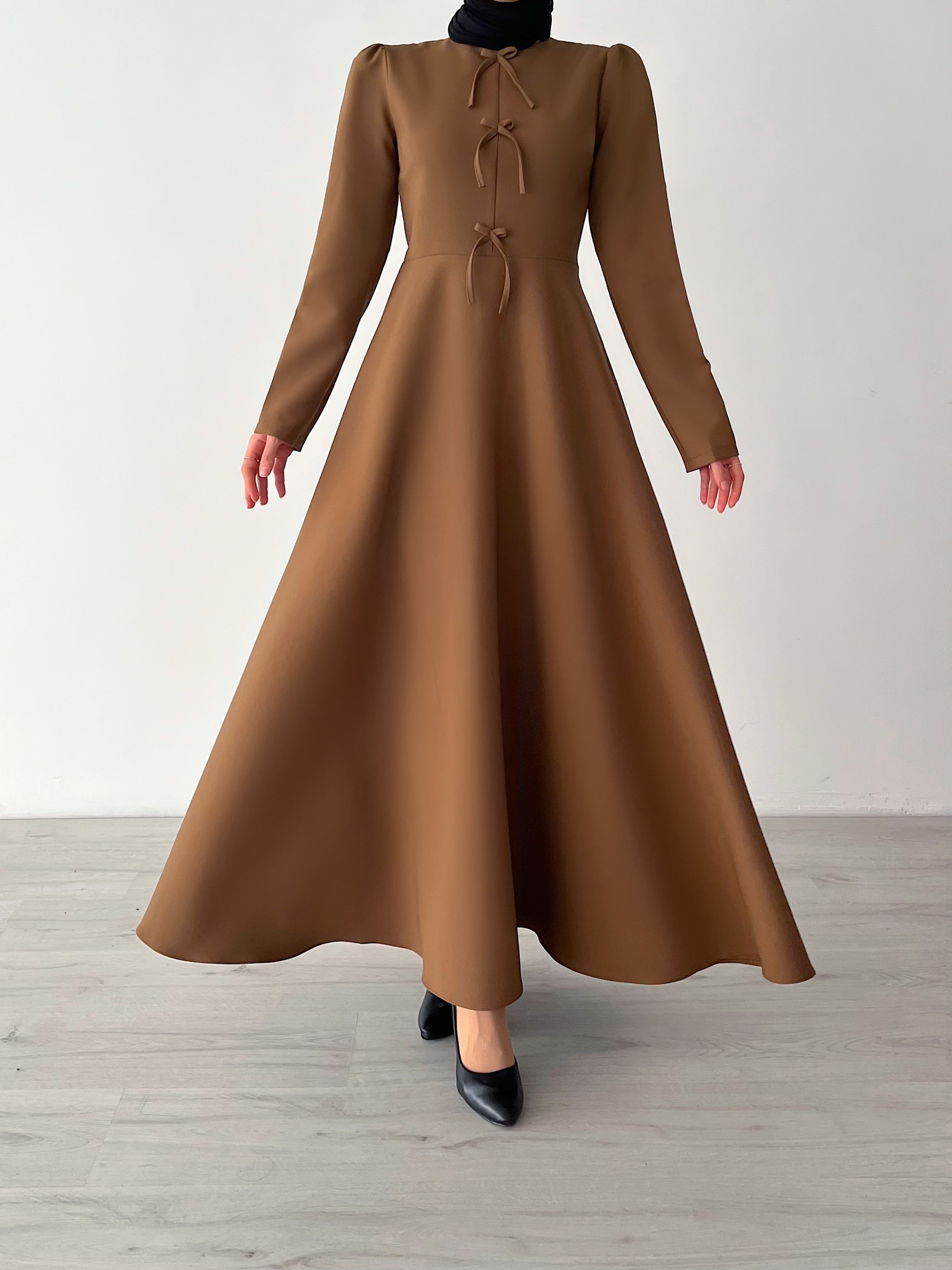 MARY FİYONK DETAYLI ELBİSE